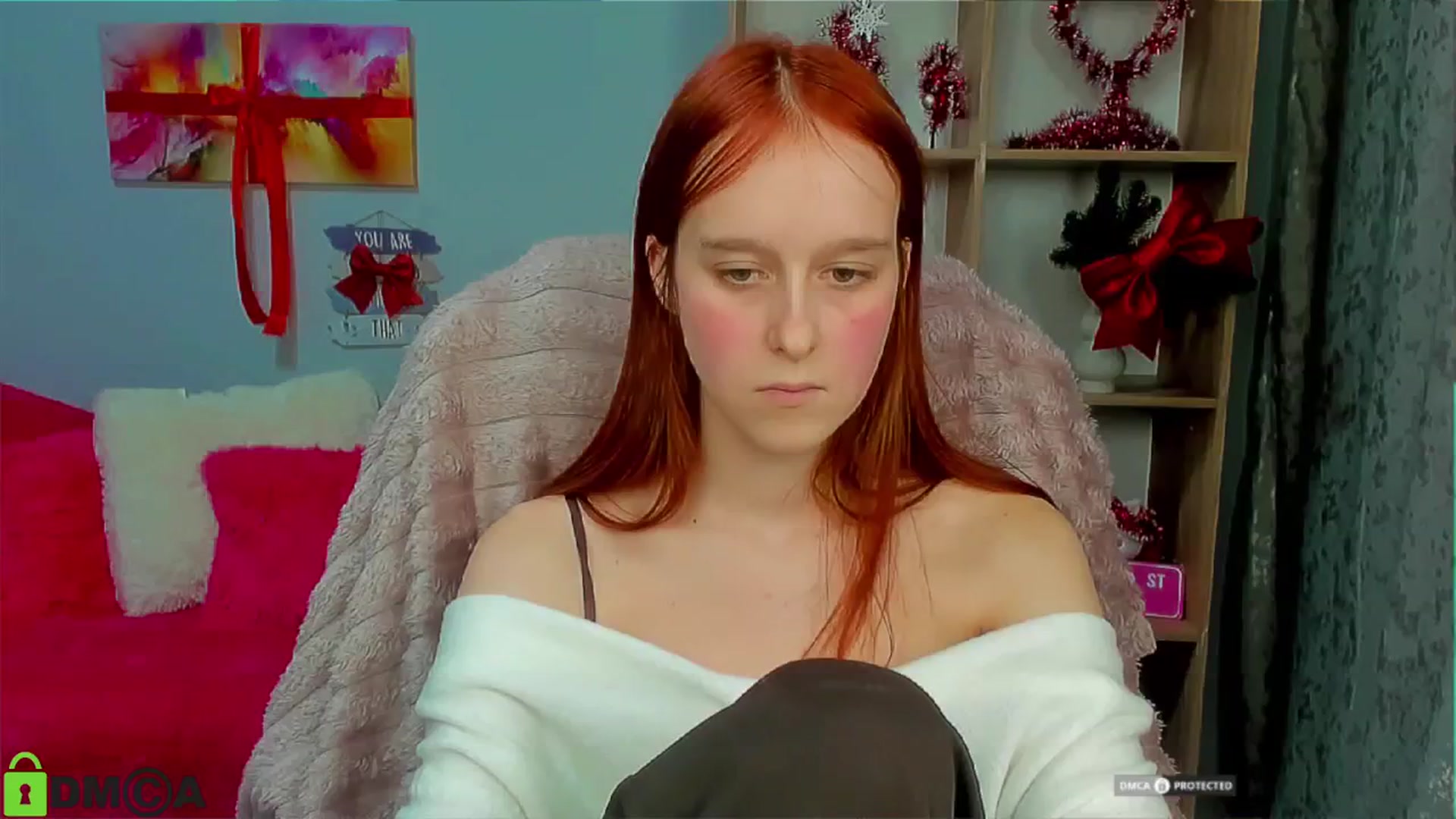 Gallery image thumbnail from WowEmma_'s myfreecams stream on, 12/29/2025, 17:24 image 13 of 20