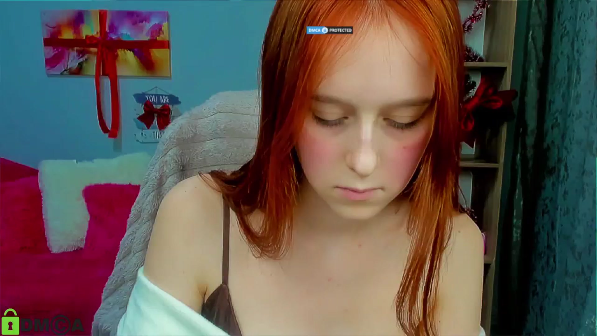 Gallery image thumbnail from WowEmma_'s myfreecams stream on, 12/29/2025, 17:24 image 12 of 20