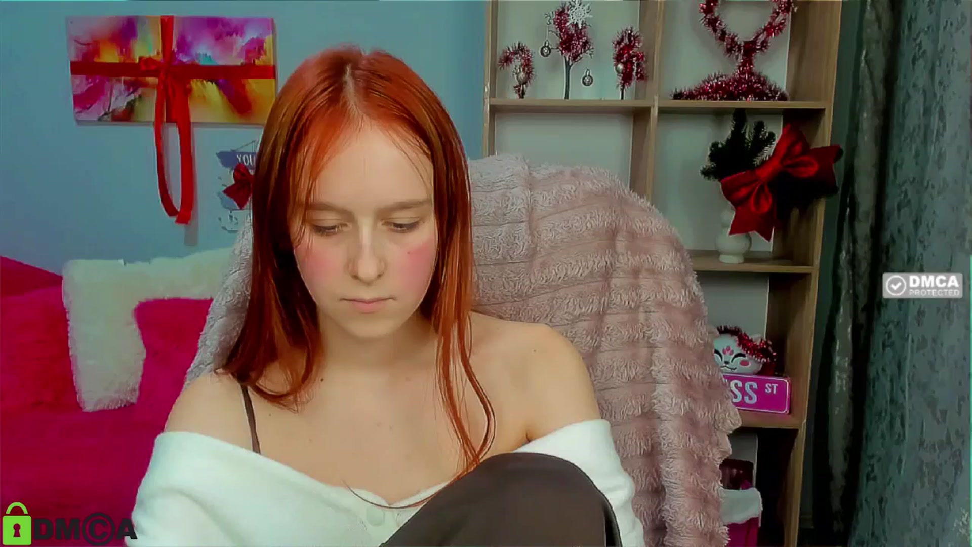 Gallery image thumbnail from WowEmma_'s myfreecams stream on, 12/29/2025, 17:24 image 19 of 20