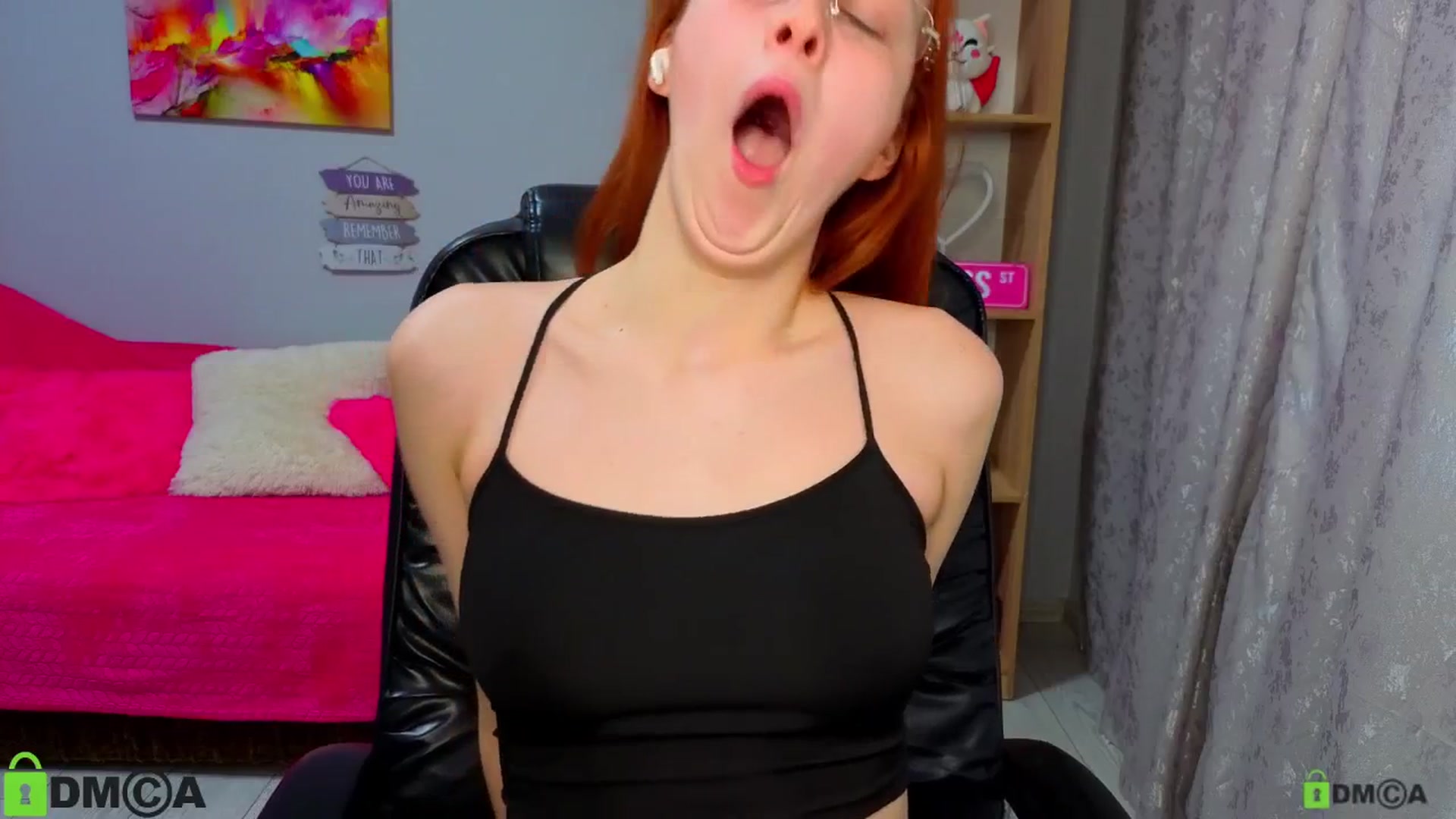 Gallery image thumbnail from WowEmma_'s myfreecams stream on, 03/22/2026, 13:44 image 11 of 20