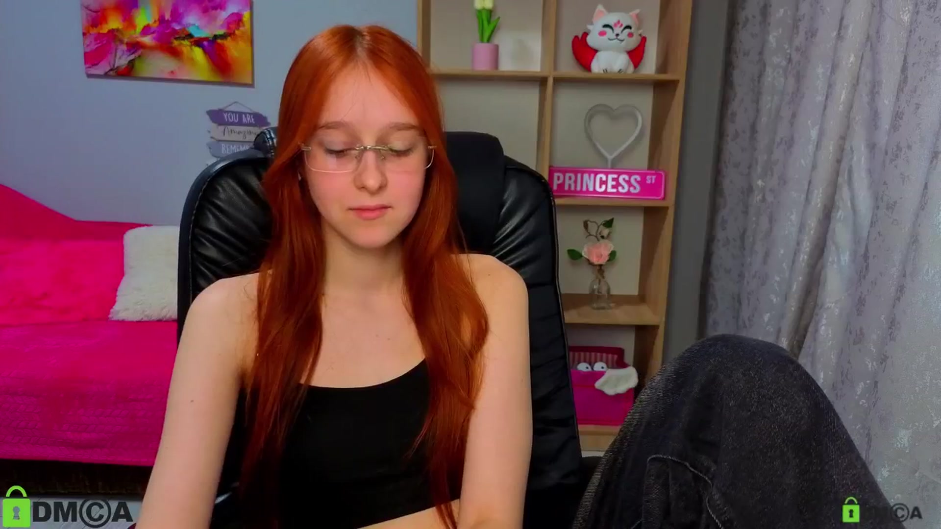 Gallery image thumbnail from WowEmma_'s myfreecams stream on, 03/22/2026, 13:44 image 19 of 20