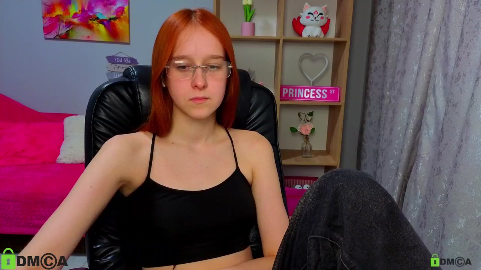 Gallery image thumbnail from WowEmma_'s myfreecams stream on, 03/22/2026, 13:44 image 12 of 20