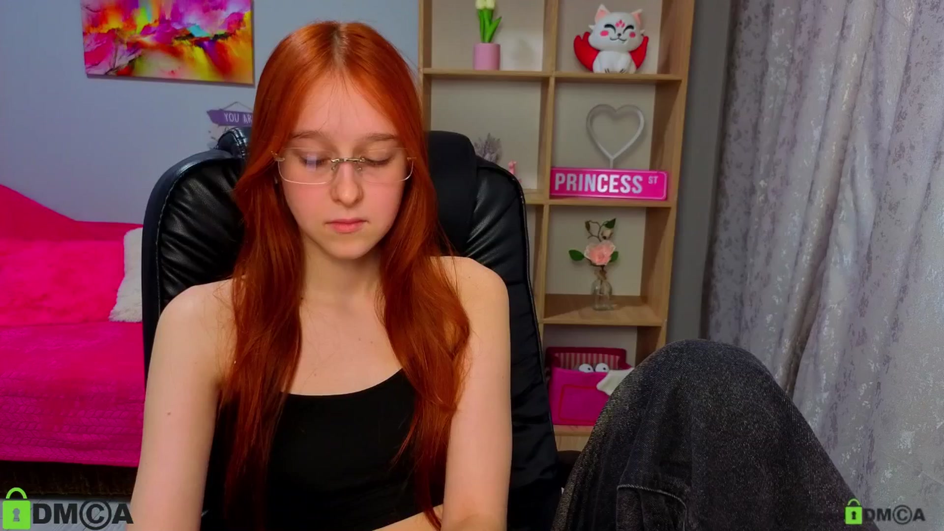 Gallery image thumbnail from WowEmma_'s myfreecams stream on, 03/22/2026, 13:44 image 18 of 20
