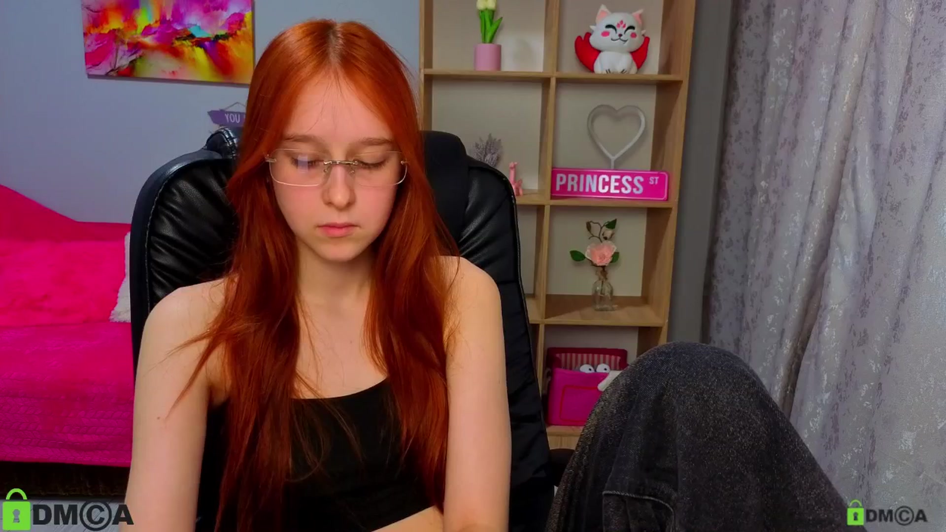 Gallery image thumbnail from WowEmma_'s myfreecams stream on, 03/22/2026, 13:44 image 17 of 20