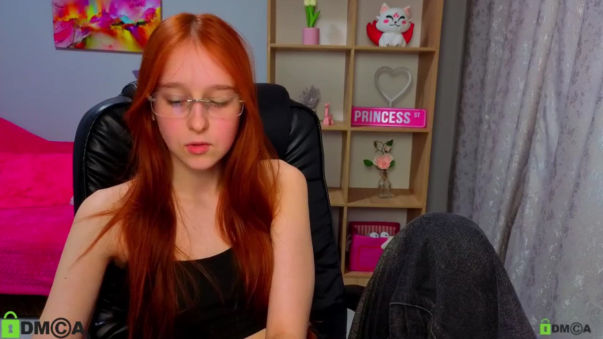 Gallery image thumbnail from WowEmma_'s myfreecams stream on, 03/22/2026, 13:44 image 15 of 20
