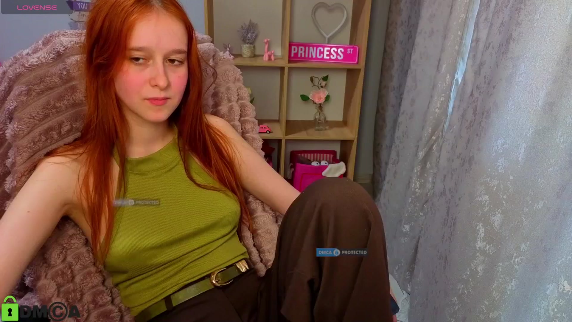 Gallery image thumbnail from WowEmma_'s myfreecams stream on, 04/16/2026, 13:56 image 13 of 20