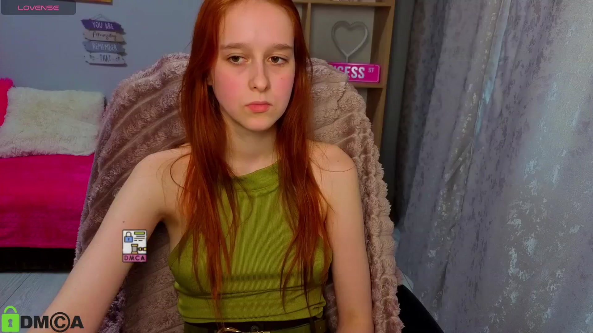 Gallery image thumbnail from WowEmma_'s myfreecams stream on, 04/16/2026, 14:32 image 15 of 20