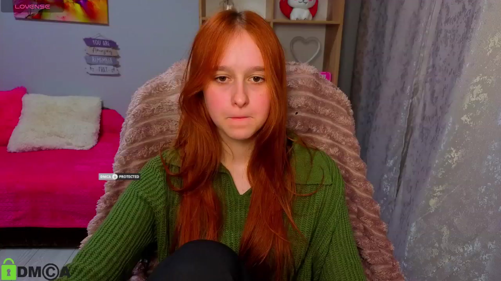 Gallery image thumbnail from WowEmma_'s myfreecams stream on, 04/17/2026, 22:20 image 1 of 20