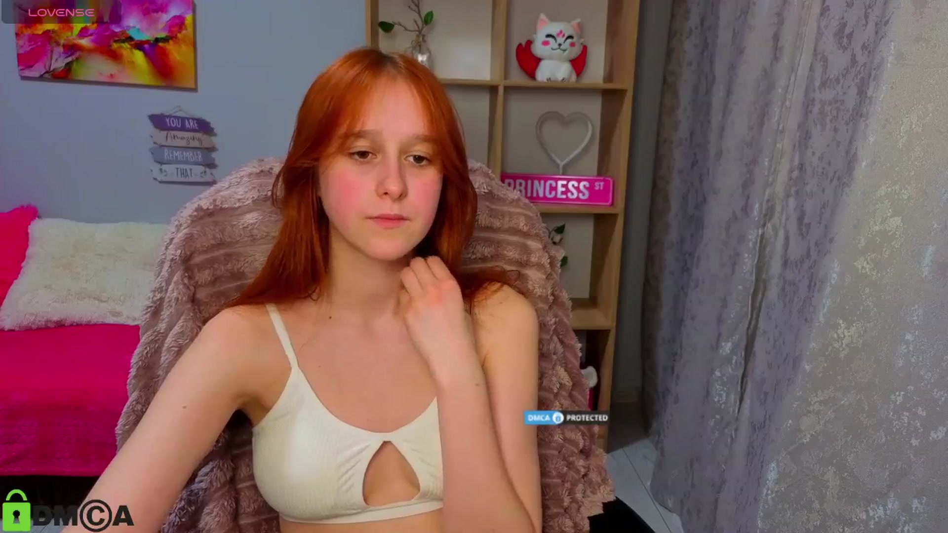 Gallery image thumbnail from WowEmma_'s myfreecams stream on, 04/17/2026, 22:20 image 19 of 20