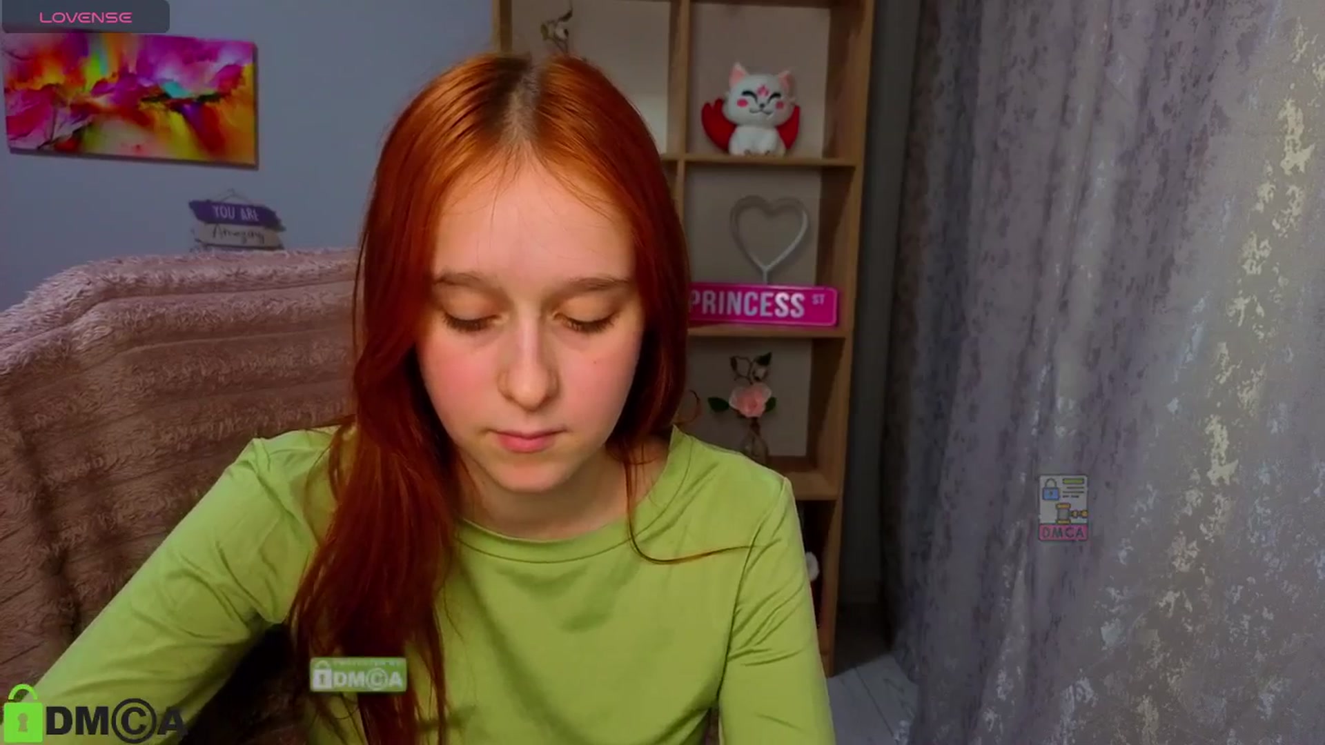 Gallery image thumbnail from WowEmma_'s myfreecams stream on, 04/18/2026, 16:10 image 17 of 20