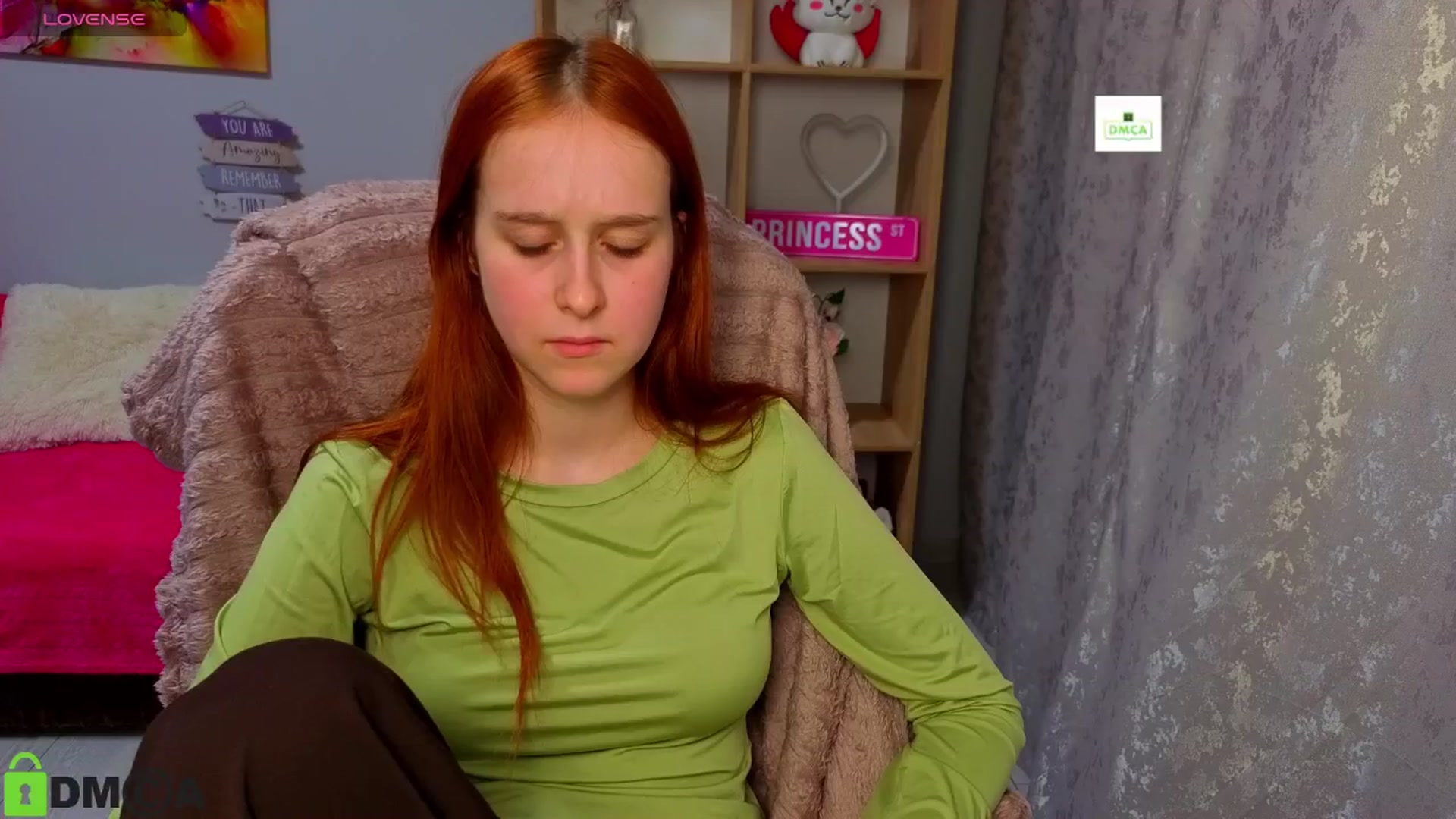 Gallery image thumbnail from WowEmma_'s myfreecams stream on, 04/18/2026, 19:53 image 16 of 20