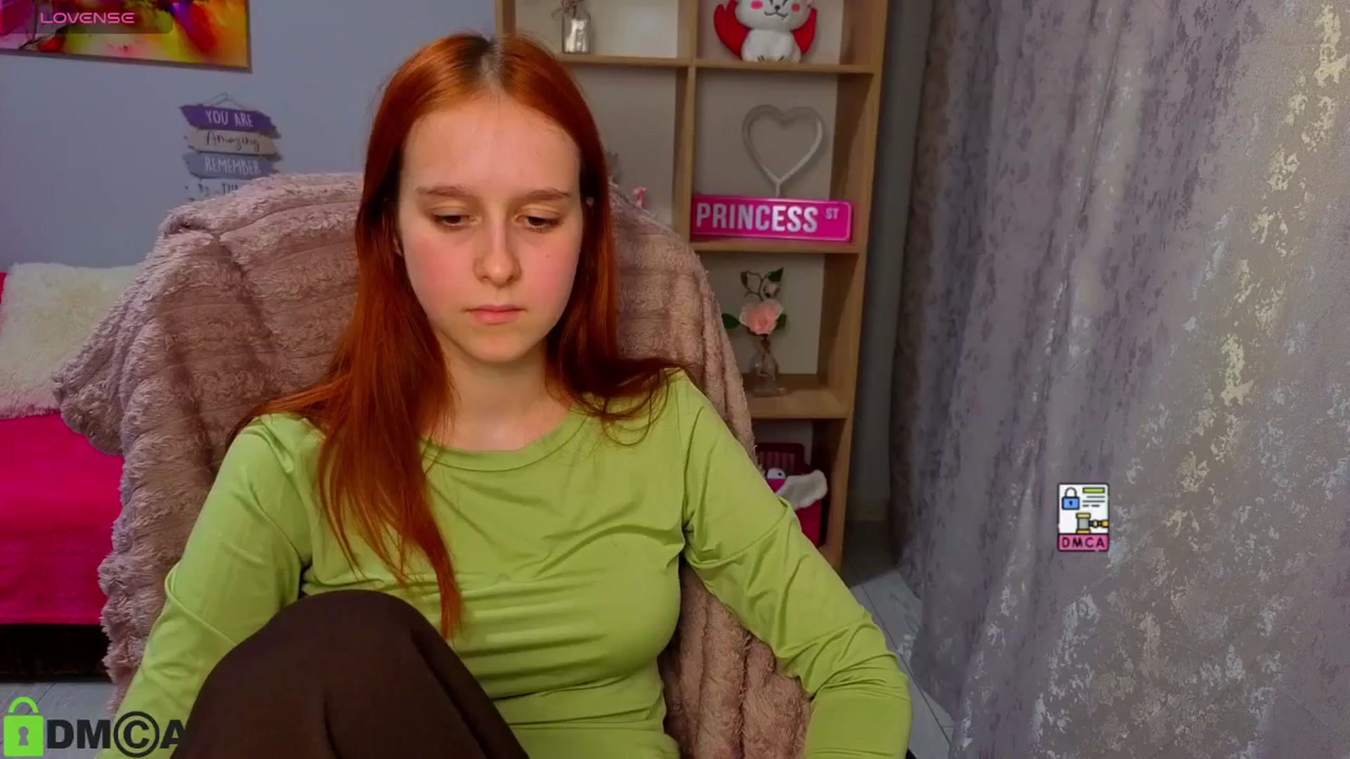 Gallery image thumbnail from WowEmma_'s myfreecams stream on, 04/18/2026, 19:53 image 19 of 20