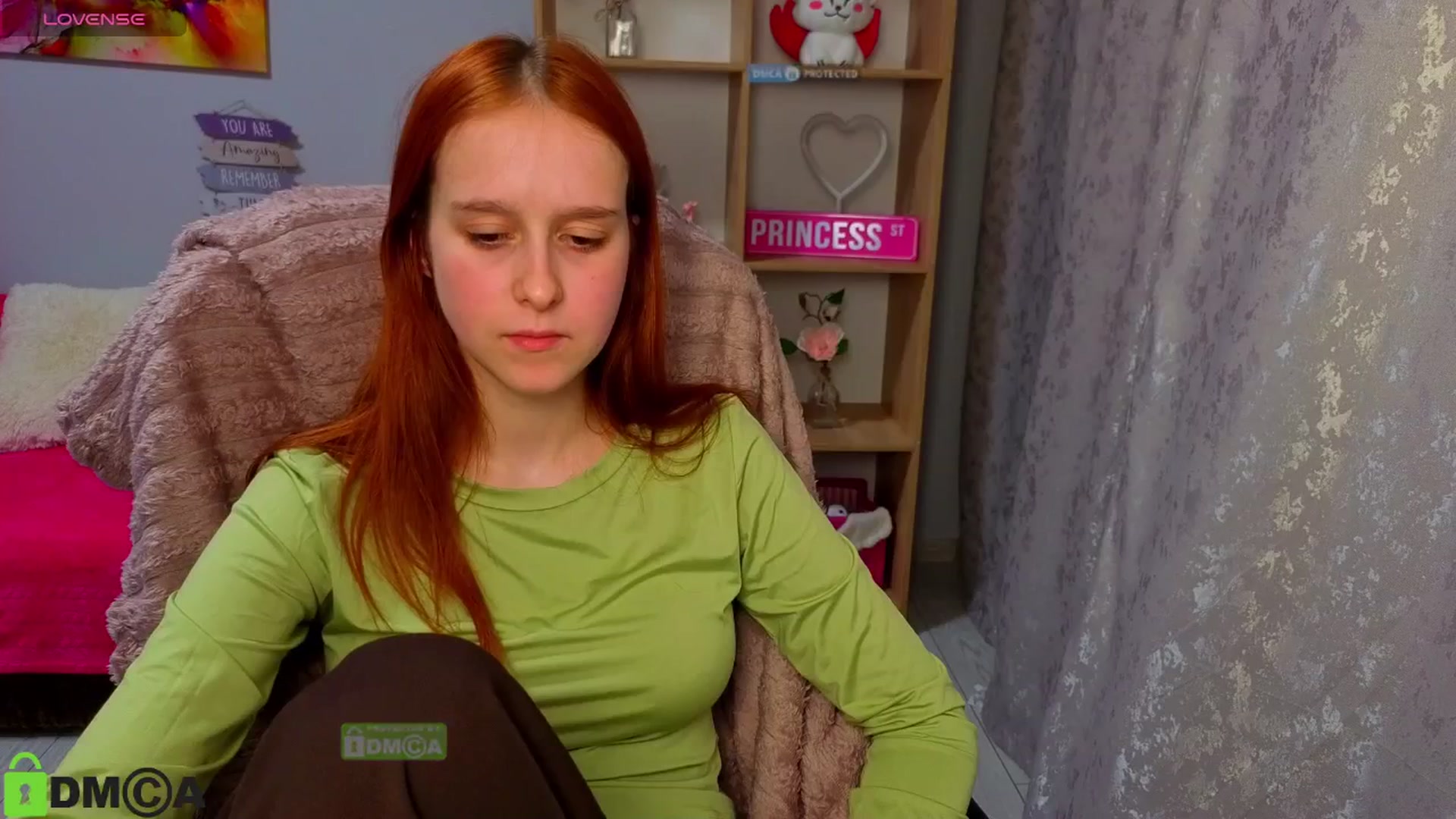 Gallery image thumbnail from WowEmma_'s myfreecams stream on, 04/18/2026, 19:53 image 18 of 20