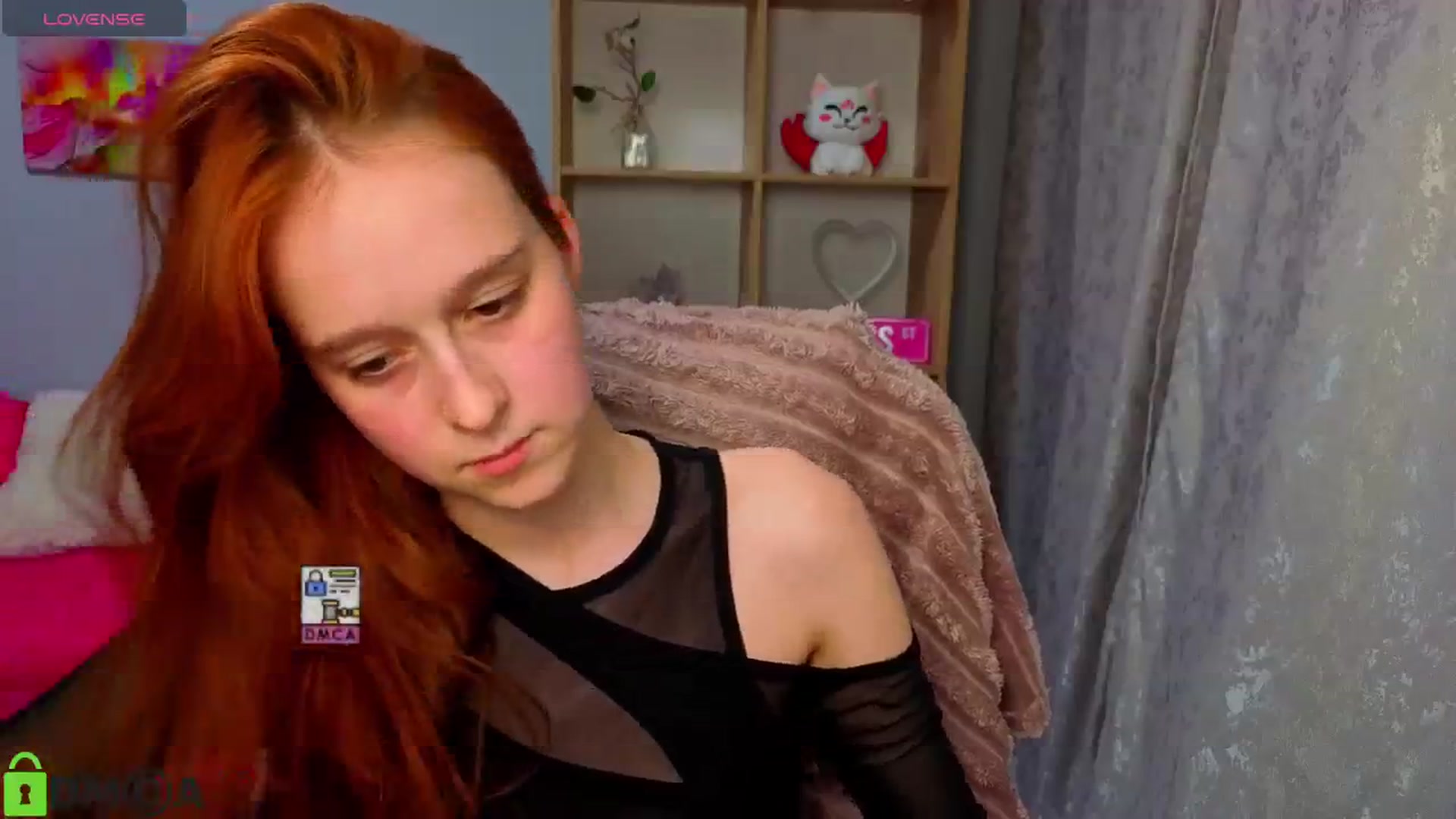 Gallery image thumbnail from WowEmma_'s myfreecams stream on, 04/19/2026, 18:17 image 12 of 20