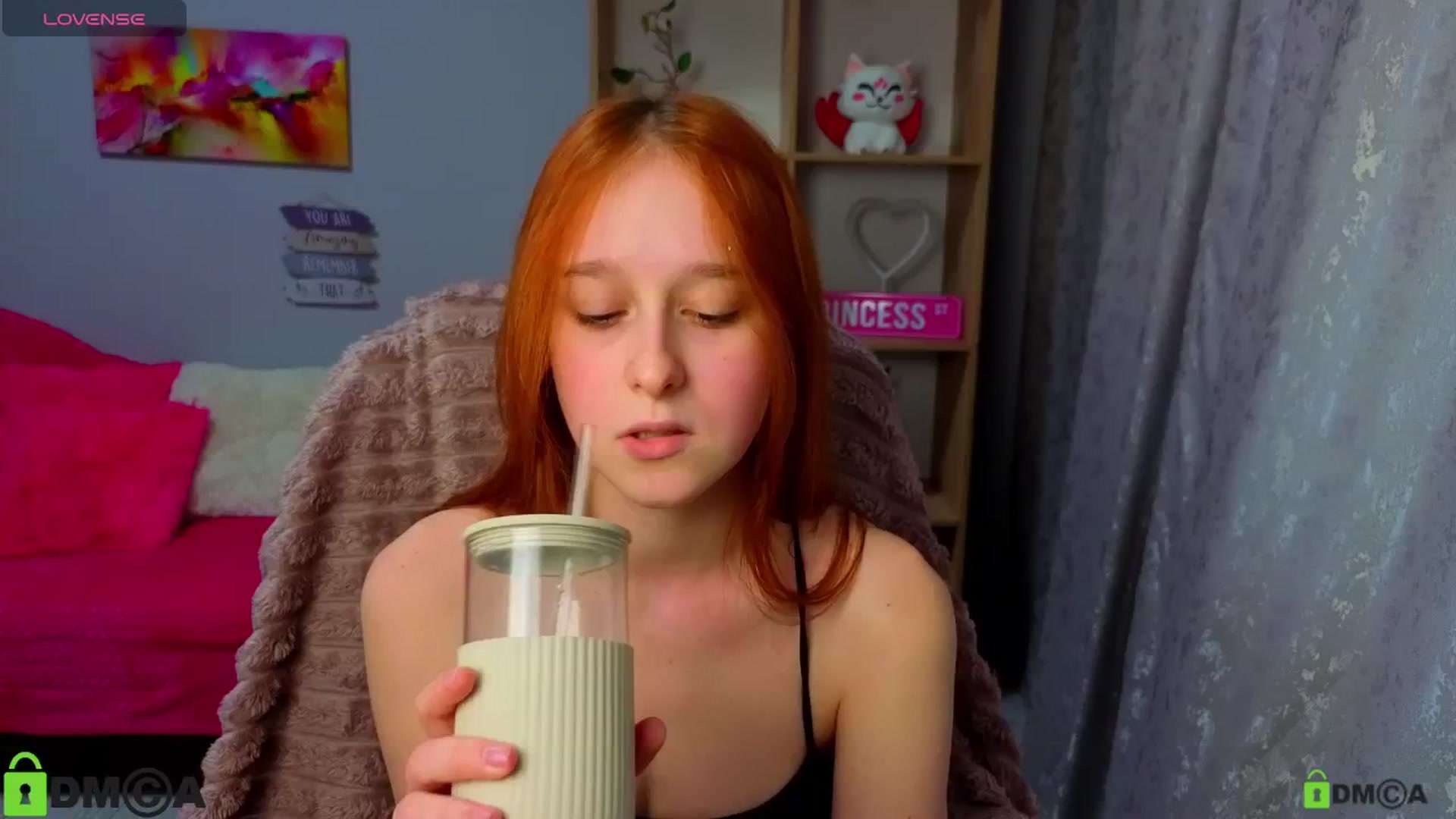 Gallery image thumbnail from WowEmma_'s myfreecams stream on, 04/22/2026, 15:05 image 16 of 20