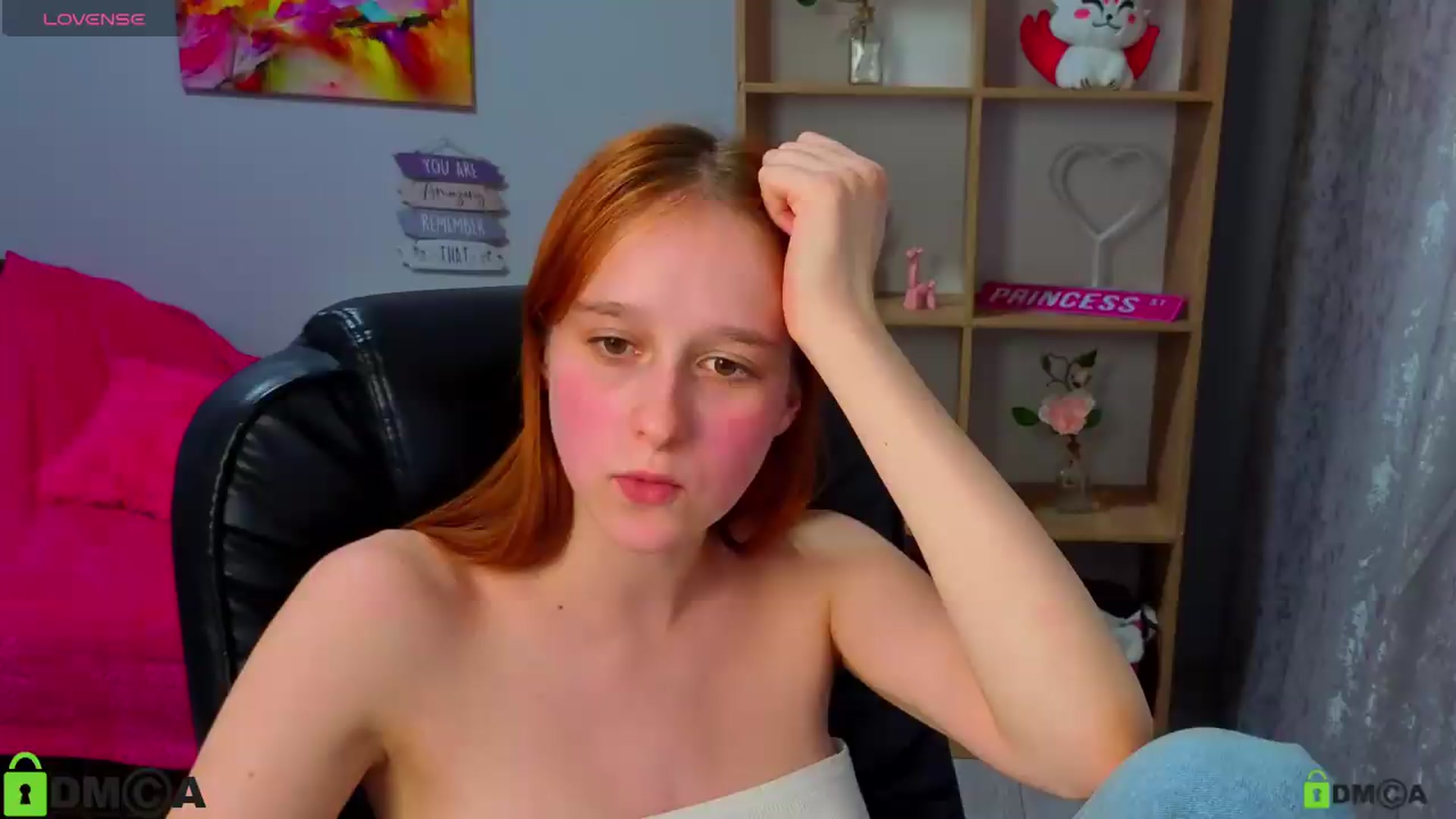 Gallery image thumbnail from WowEmma_'s myfreecams stream on, 05/11/2026, 14:07 image 15 of 20