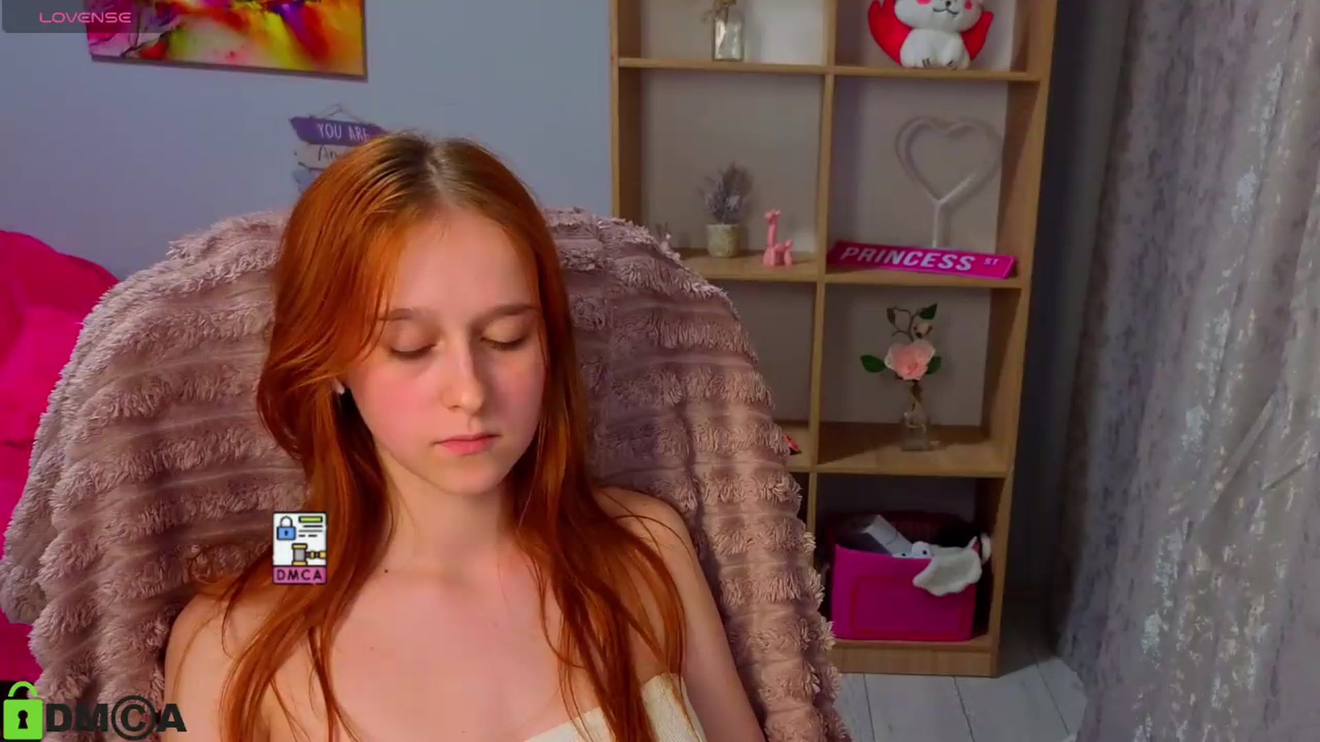 Gallery image thumbnail from WowEmma_'s myfreecams stream on, 05/11/2026, 18:10 image 16 of 20