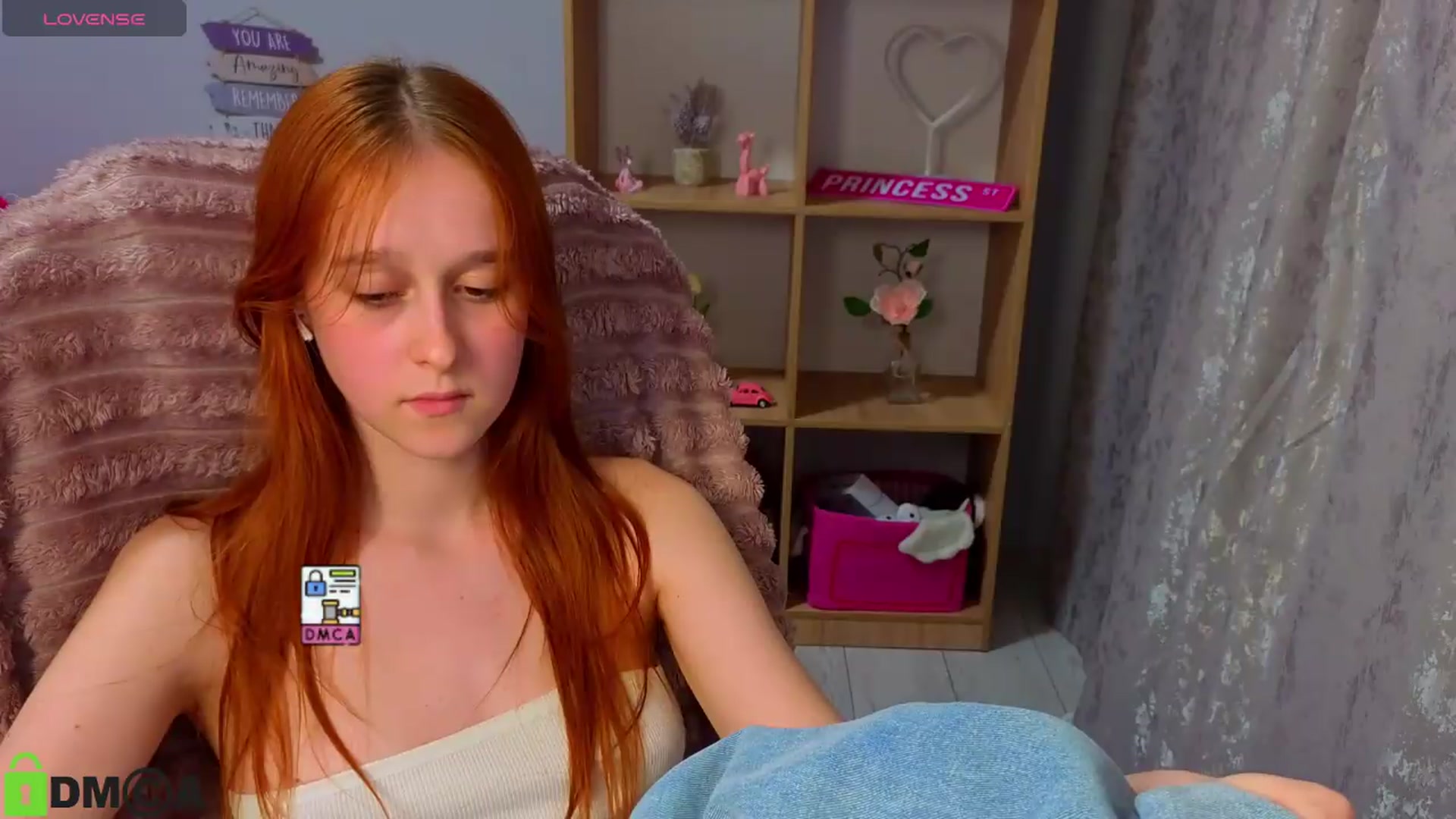 Gallery image thumbnail from WowEmma_'s myfreecams stream on, 05/11/2026, 18:10 image 19 of 20