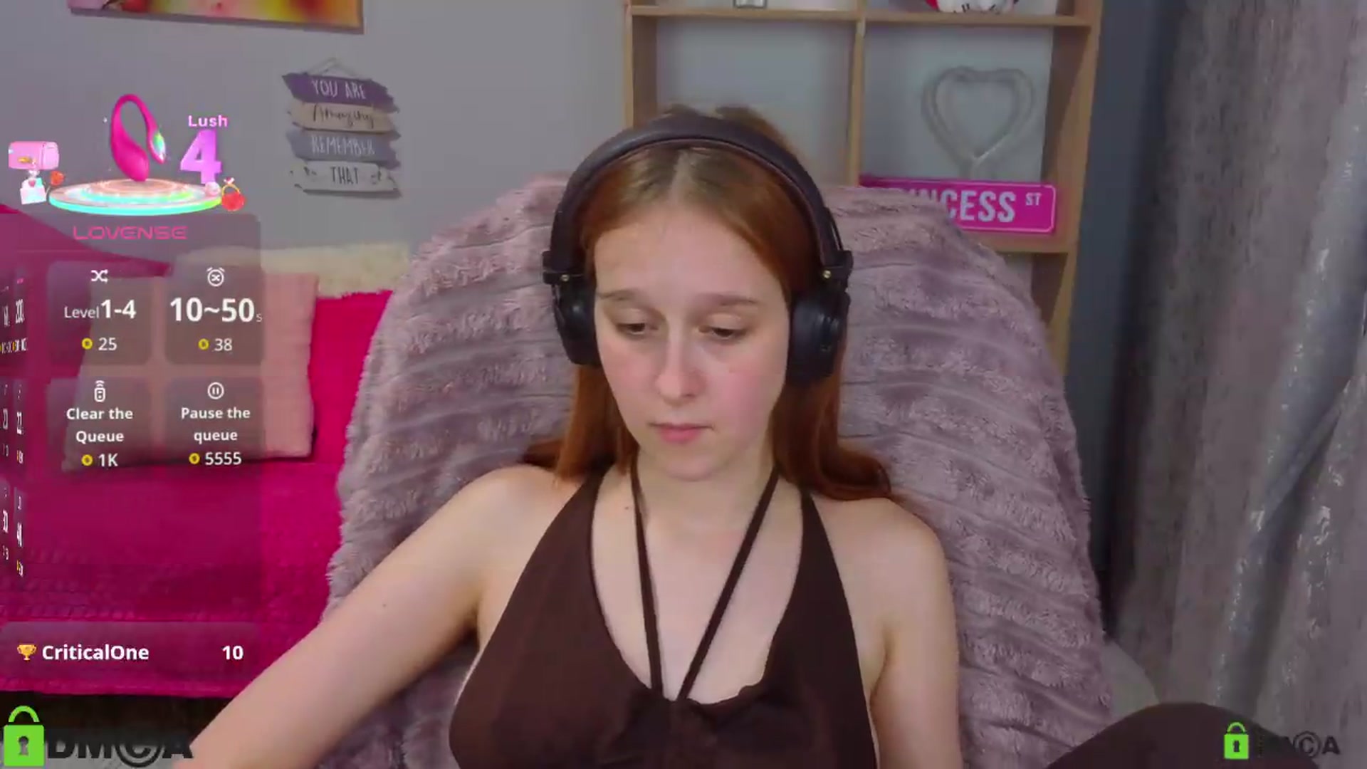 Gallery image thumbnail from WowEmma_'s myfreecams stream on, 06/01/2026, 17:04 image 3 of 20