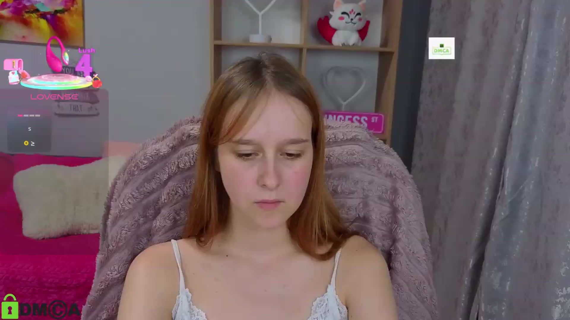 Gallery image thumbnail from WowEmma_'s myfreecams stream on, 07/29/2026, 14:10 image 1 of 20