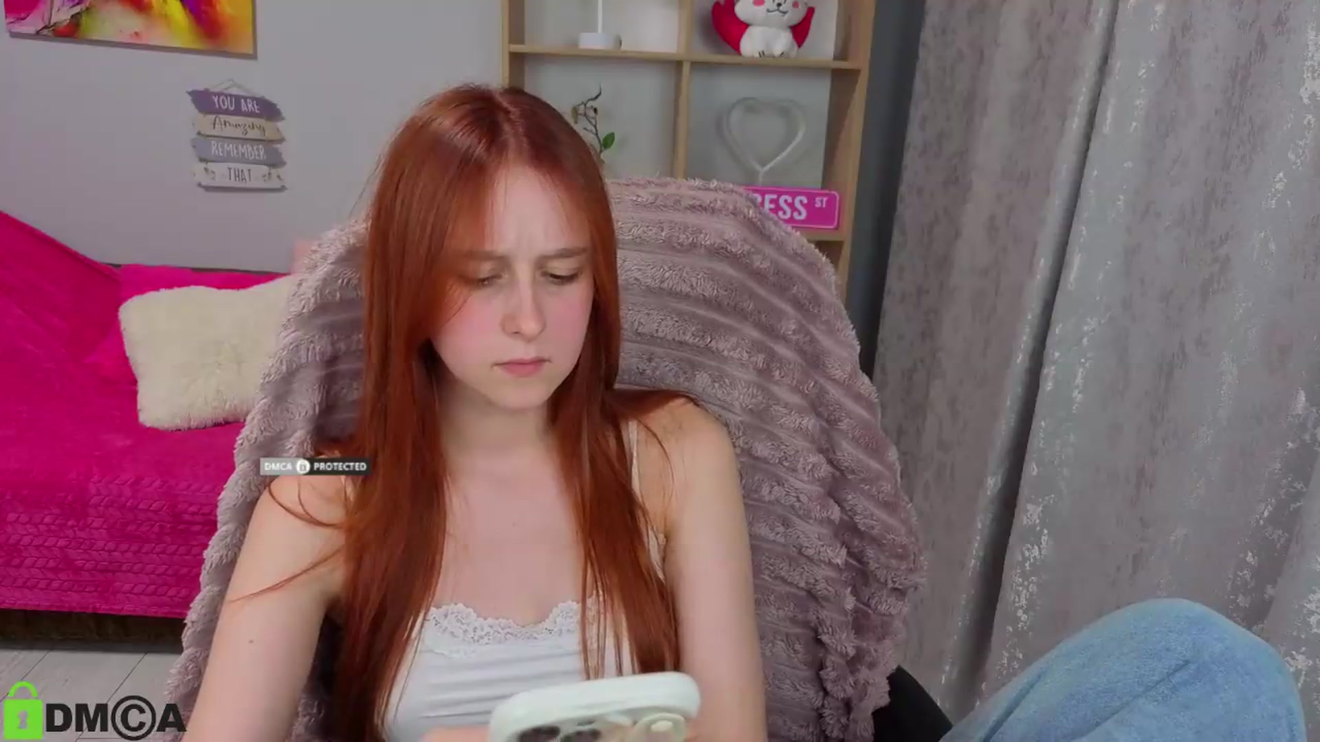 Gallery image thumbnail from WowEmma_'s myfreecams stream on, 07/31/2026, 15:33 image 5 of 20