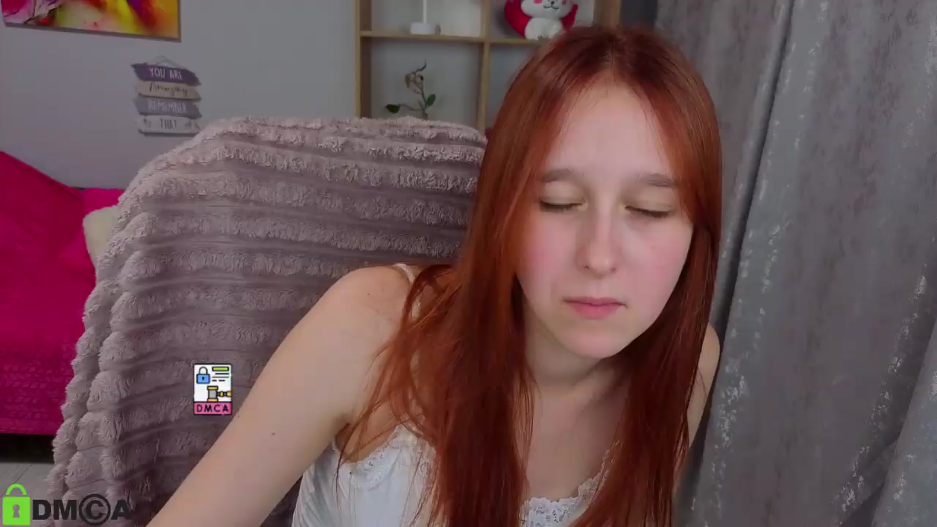 Gallery image thumbnail from WowEmma_'s myfreecams stream on, 07/31/2026, 16:35 image 17 of 20