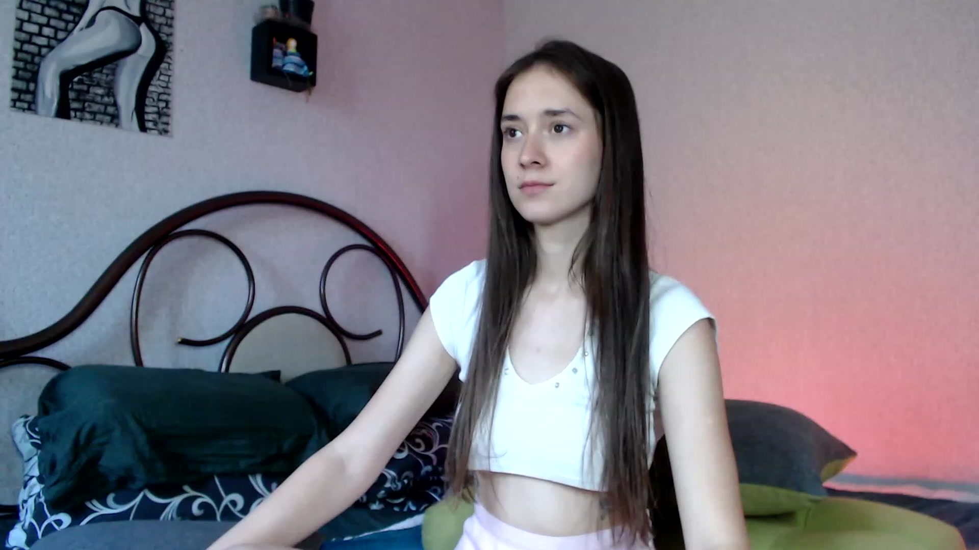 Gallery image thumbnail from Wow__kelly's myfreecams stream on, 09/13/2023, 14:46 image 8 of 20