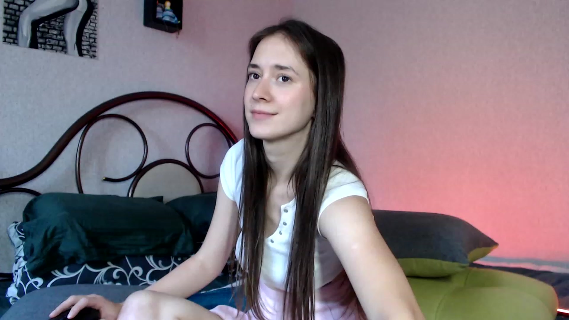 Gallery image thumbnail from Wow__kelly's myfreecams stream on, 09/13/2023, 14:46 image 12 of 20