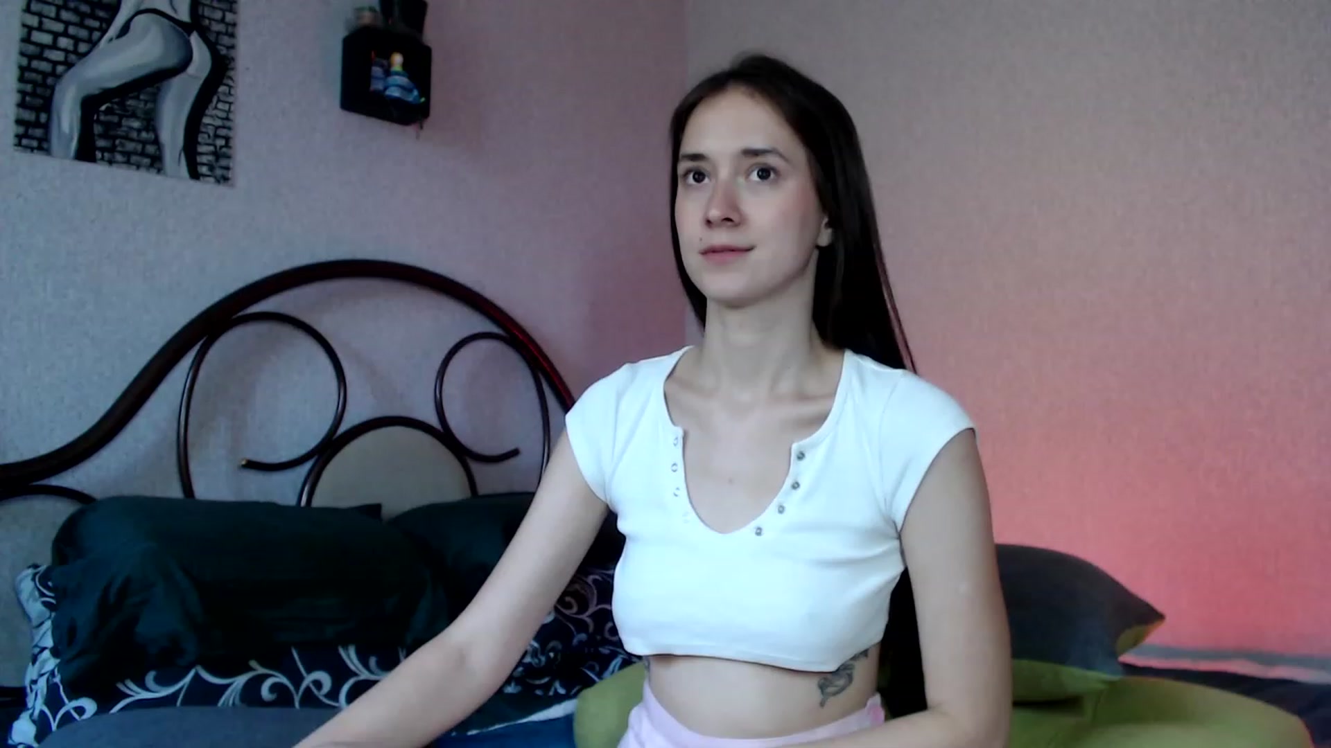 Gallery image thumbnail from Wow__kelly's myfreecams stream on, 09/13/2023, 14:46 image 7 of 20