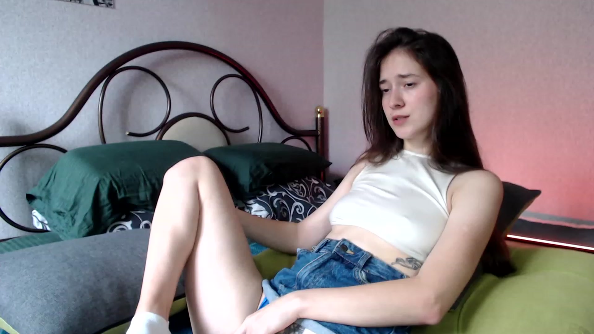 Gallery image thumbnail from Wow__kelly's myfreecams stream on, 09/15/2023, 14:33 image 8 of 20