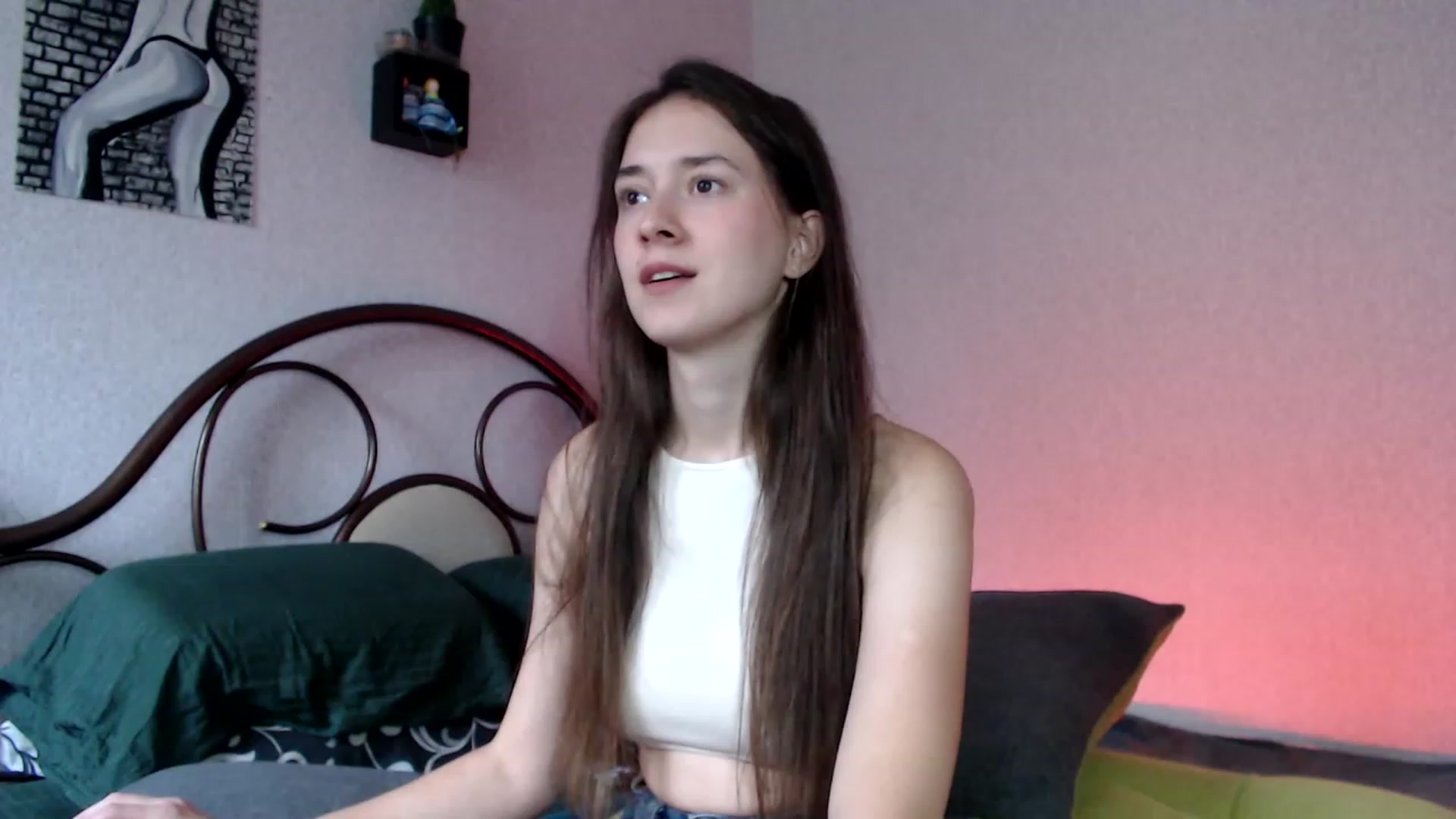 Gallery image thumbnail from Wow__kelly's myfreecams stream on, 09/15/2023, 14:33 image 2 of 20