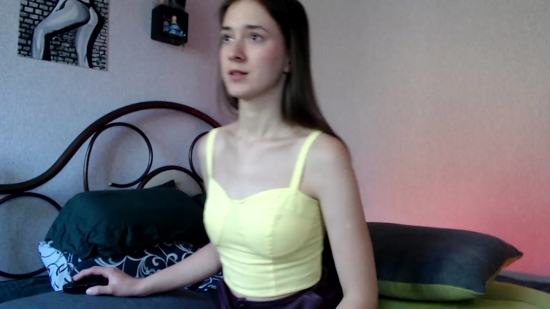 Gallery image thumbnail from Wow__kelly's myfreecams stream on, 09/16/2023, 12:25 image 8 of 20