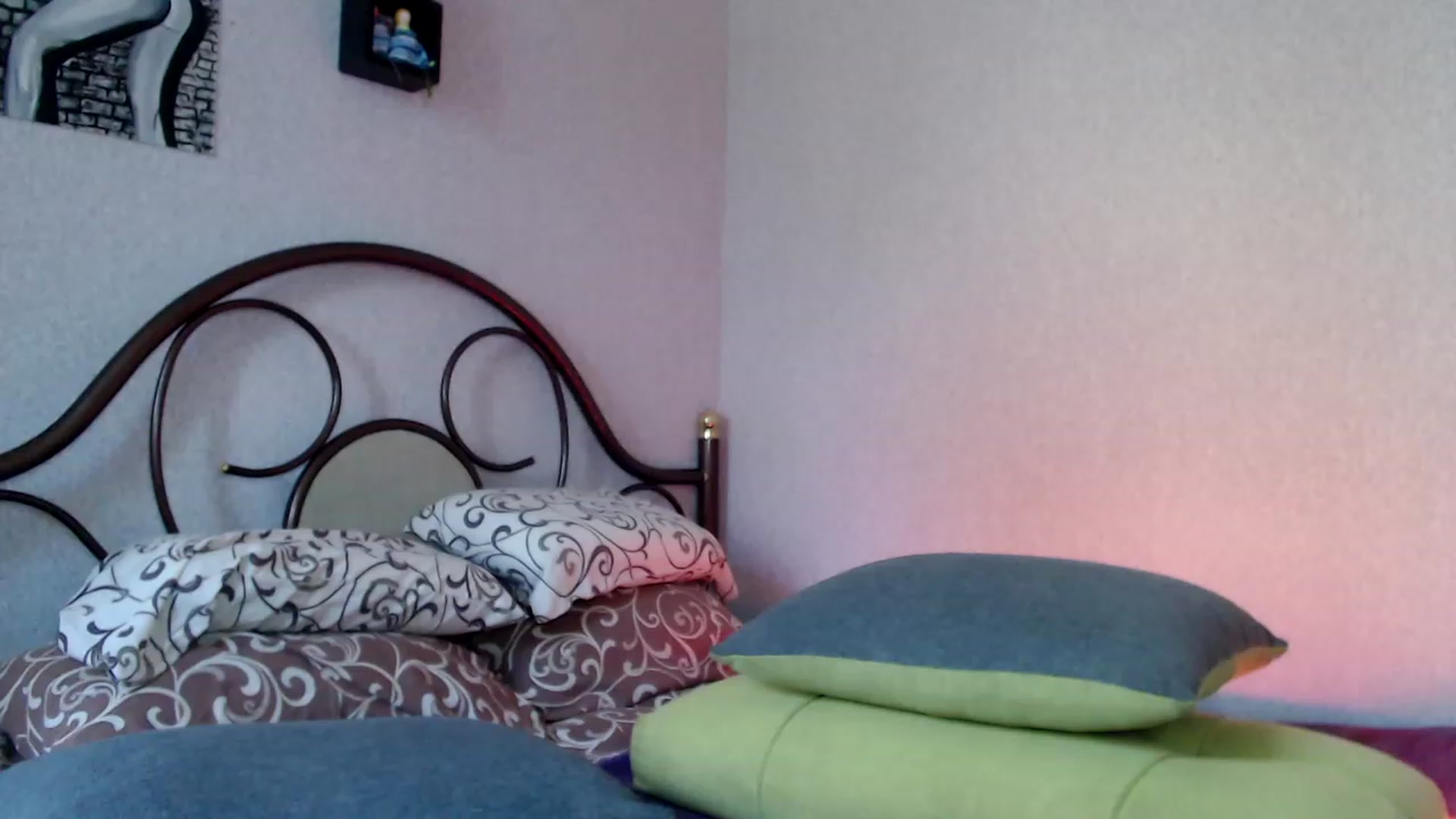 Gallery image thumbnail from Wow__kelly's myfreecams stream on, 09/17/2023, 12:38 image 11 of 20
