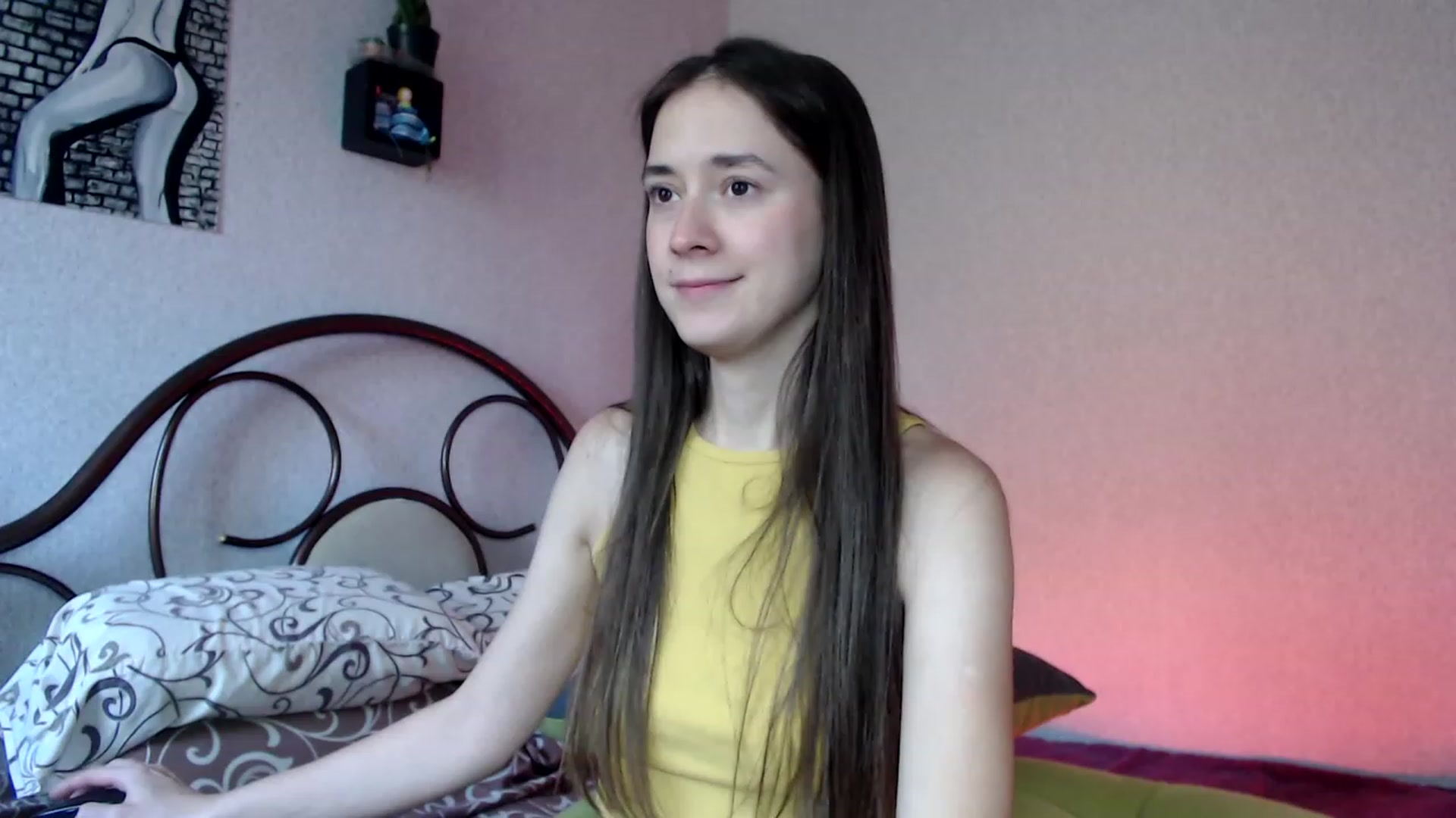 Gallery image thumbnail from Wow__kelly's myfreecams stream on, 09/20/2023, 15:26 image 3 of 20