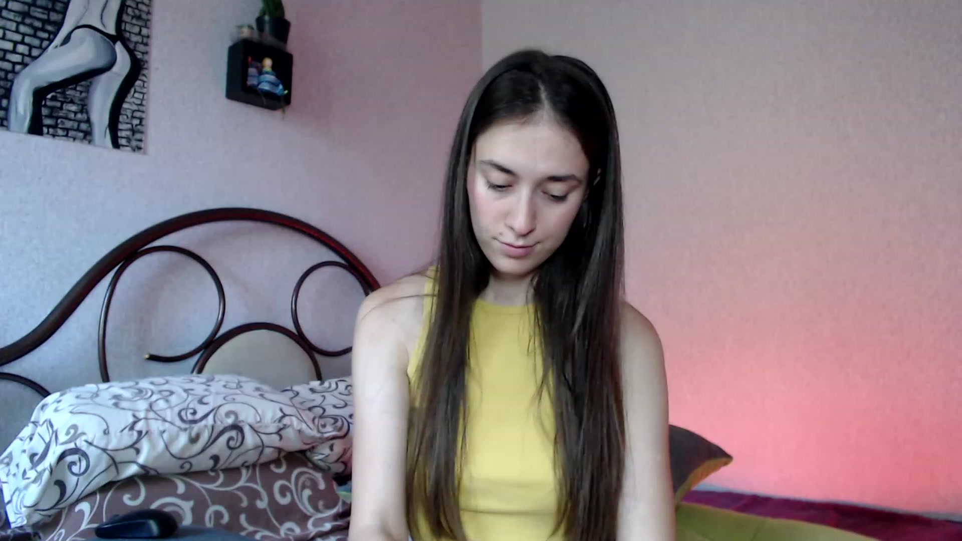 Gallery image thumbnail from Wow__kelly's myfreecams stream on, 09/20/2023, 15:26 image 6 of 20