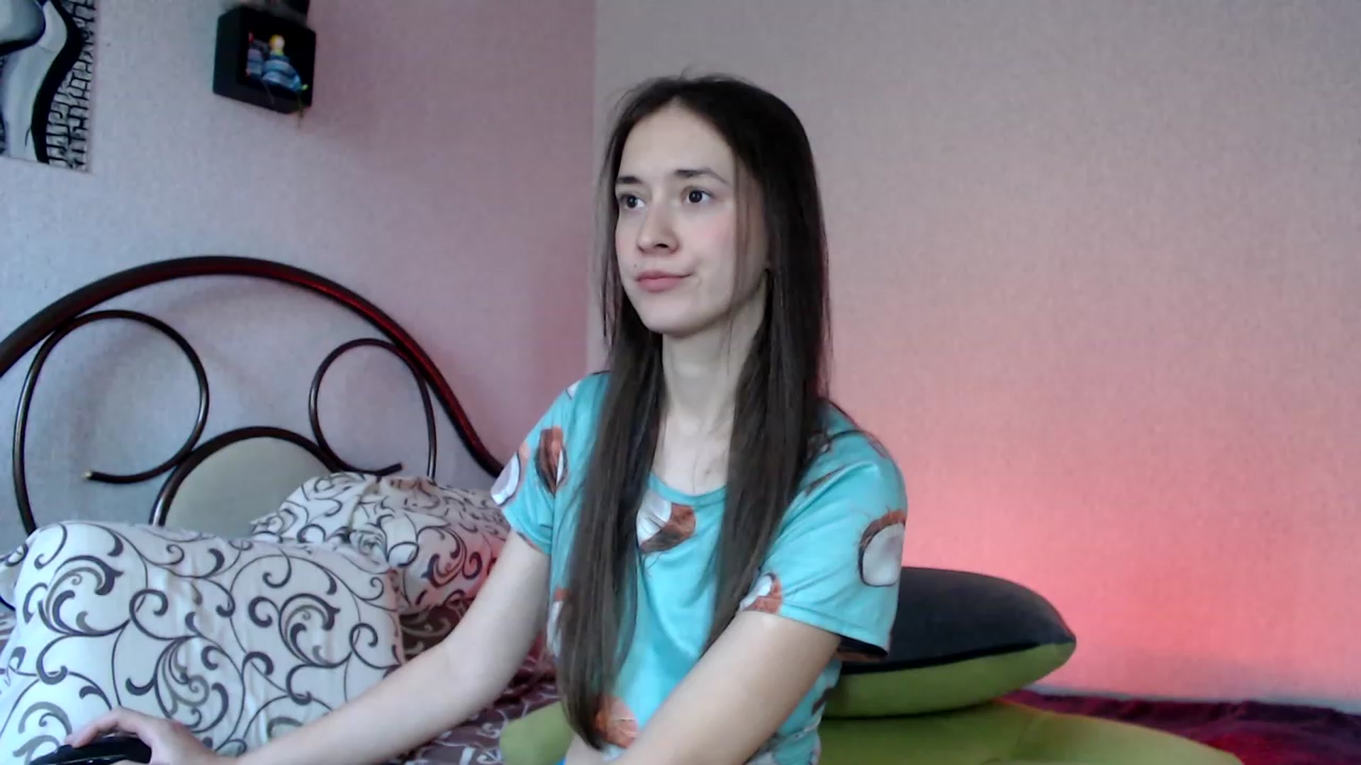 Gallery image thumbnail from Wow__kelly's myfreecams stream on, 09/22/2023, 14:53 image 2 of 20