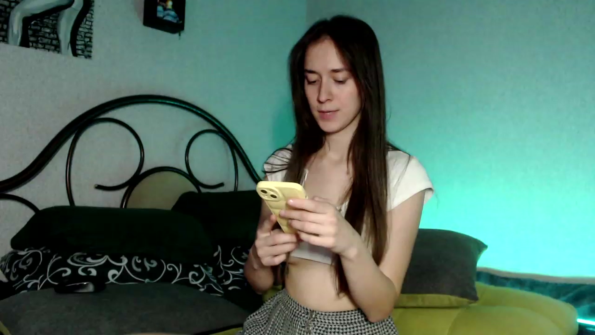 Gallery image thumbnail from Wow__kelly's myfreecams stream on, 09/26/2023, 16:03 image 6 of 20