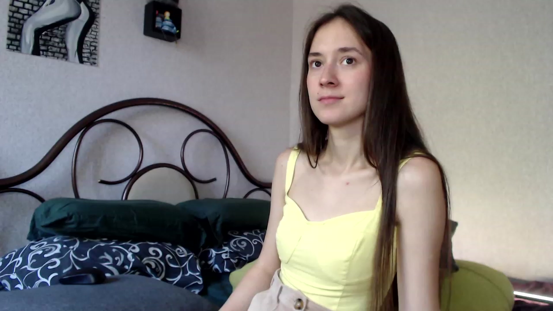 Gallery image thumbnail from Wow__kelly's myfreecams stream on, 09/27/2023, 13:56 image 4 of 20