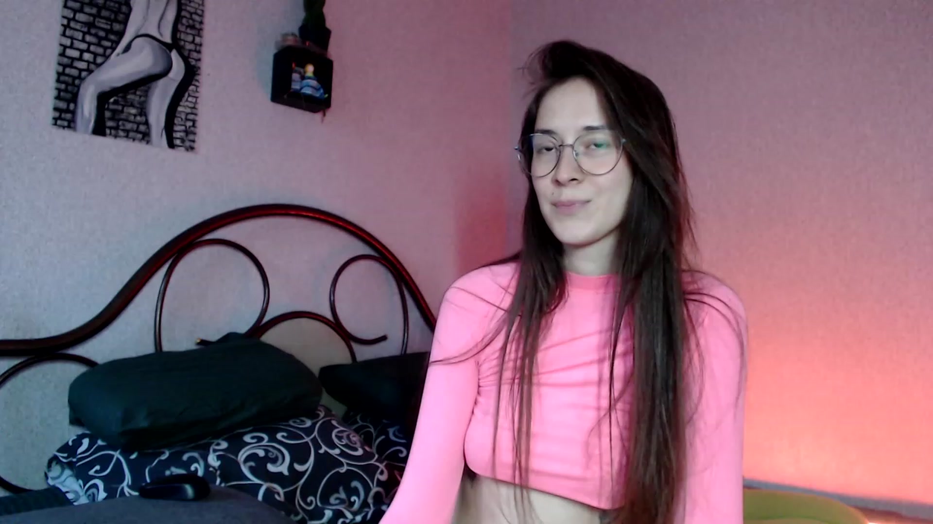 Gallery image thumbnail from Wow__kelly's myfreecams stream on, 10/08/2023, 14:48 image 12 of 20
