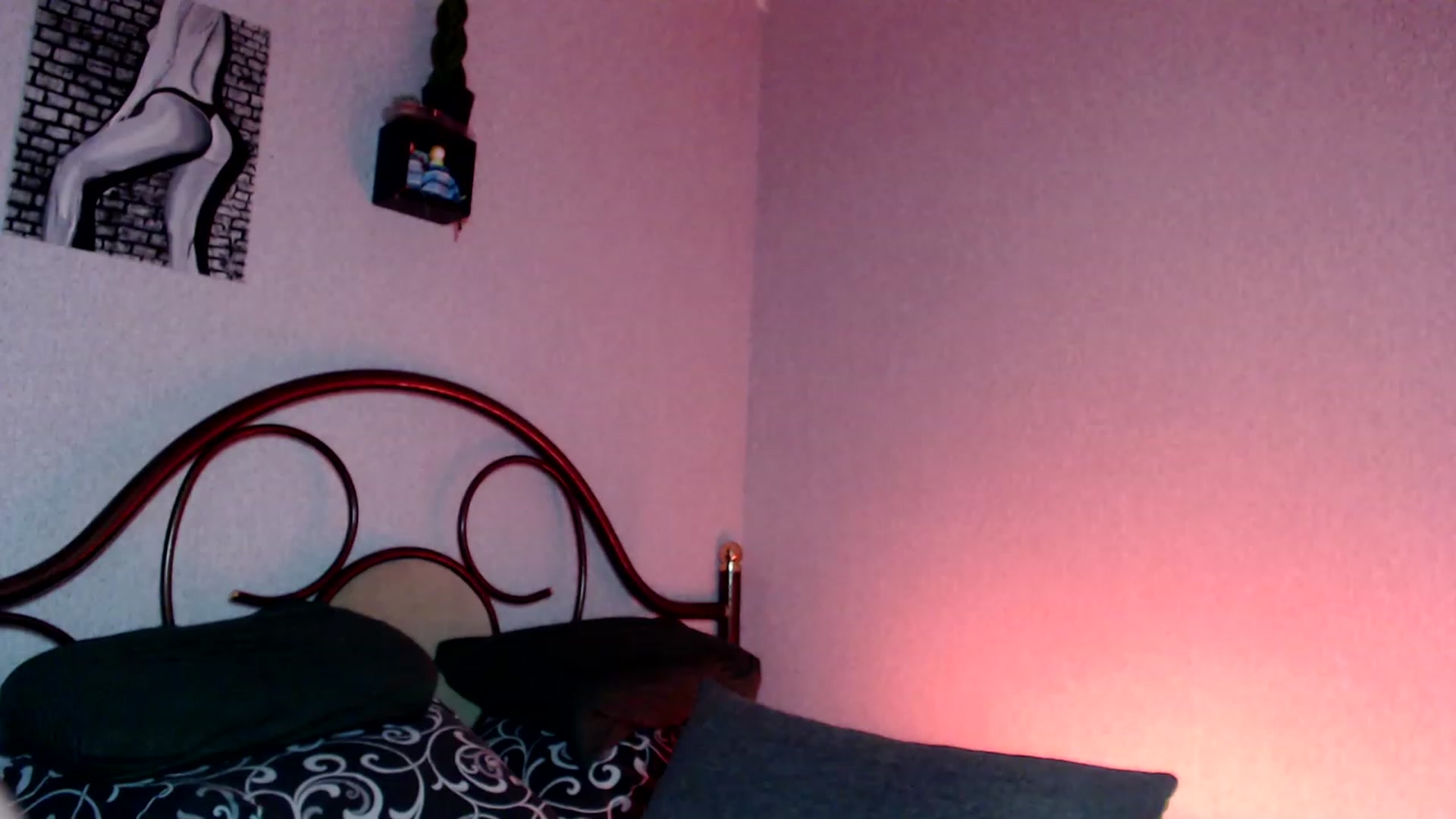 Gallery image thumbnail from Wow__kelly's myfreecams stream on, 10/08/2023, 16:08 image 8 of 20