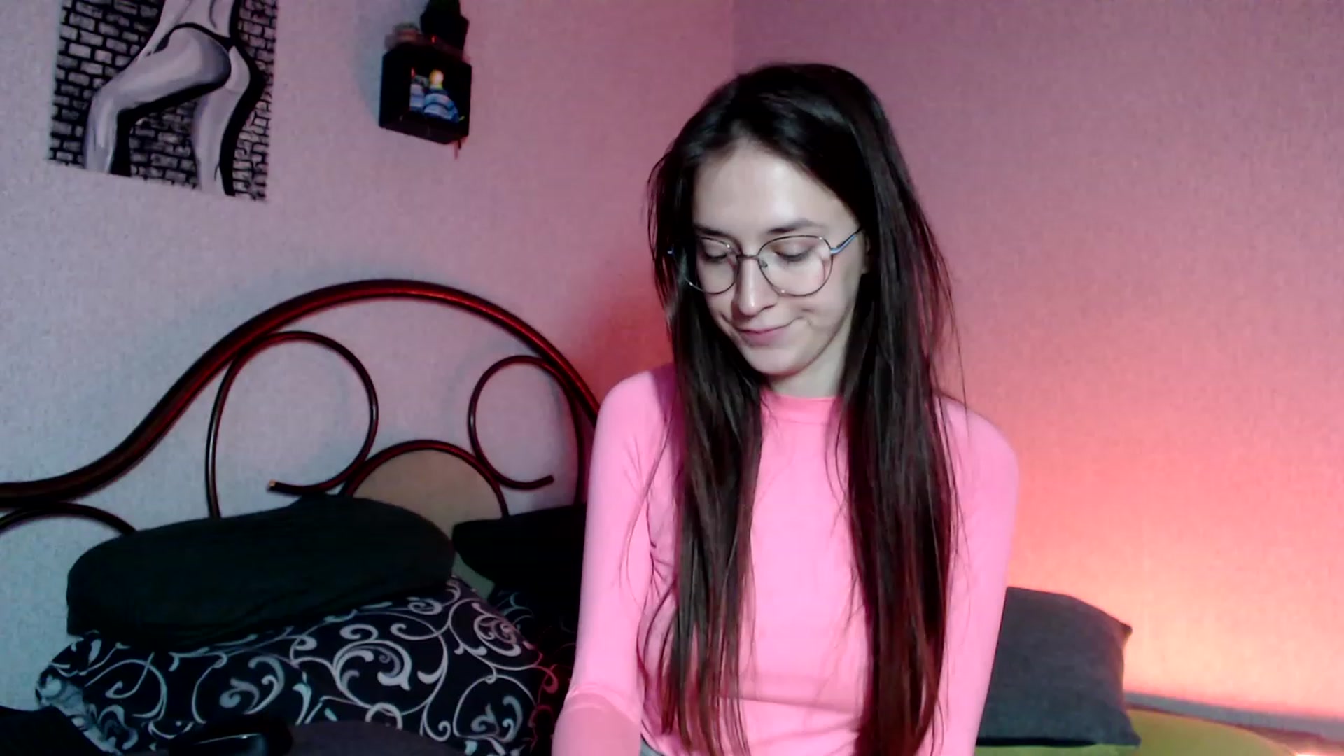 Gallery image thumbnail from Wow__kelly's myfreecams stream on, 10/08/2023, 16:08 image 11 of 20