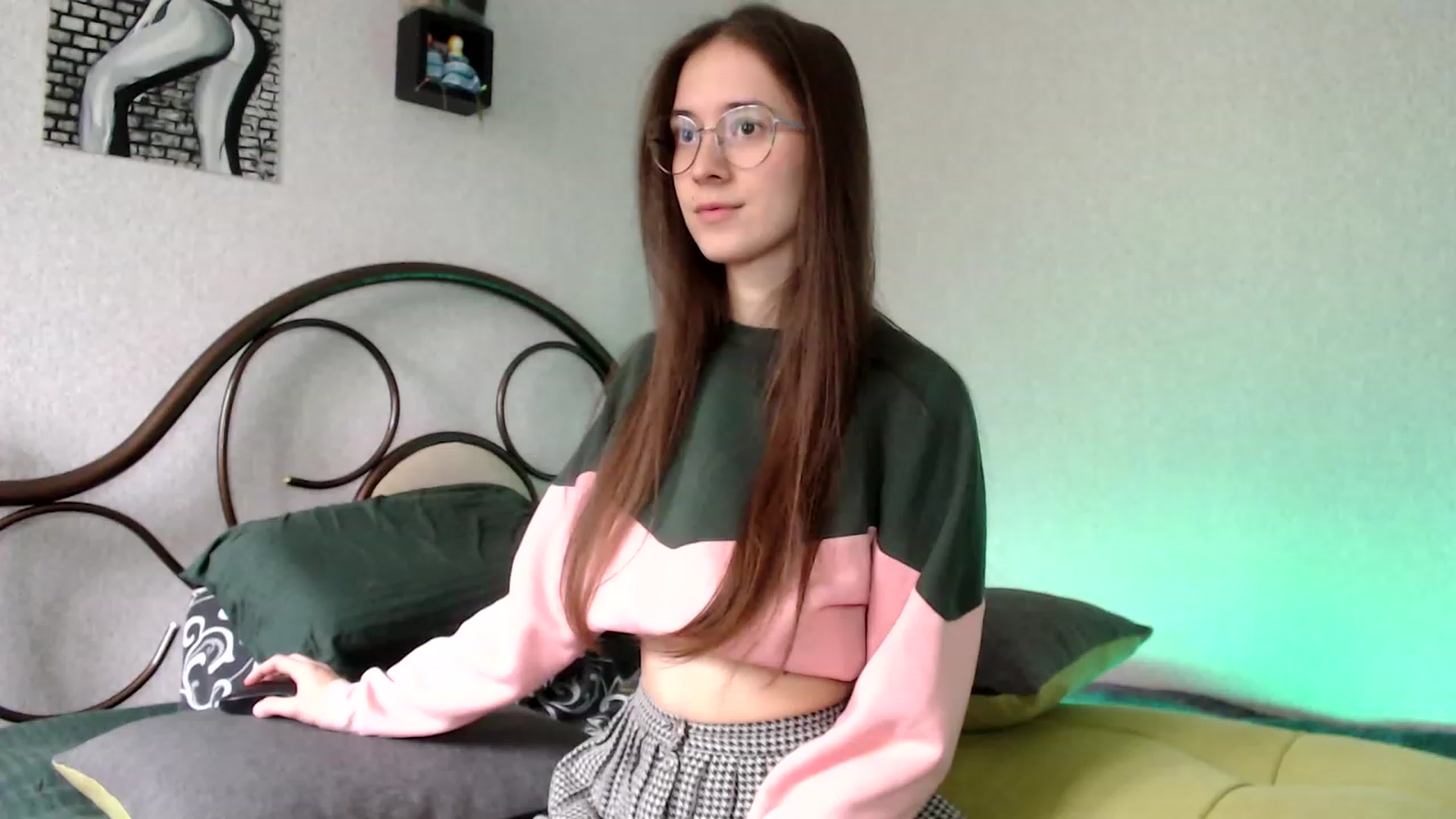 Gallery image thumbnail from Wow__kelly's myfreecams stream on, 10/13/2023, 12:59 image 2 of 20