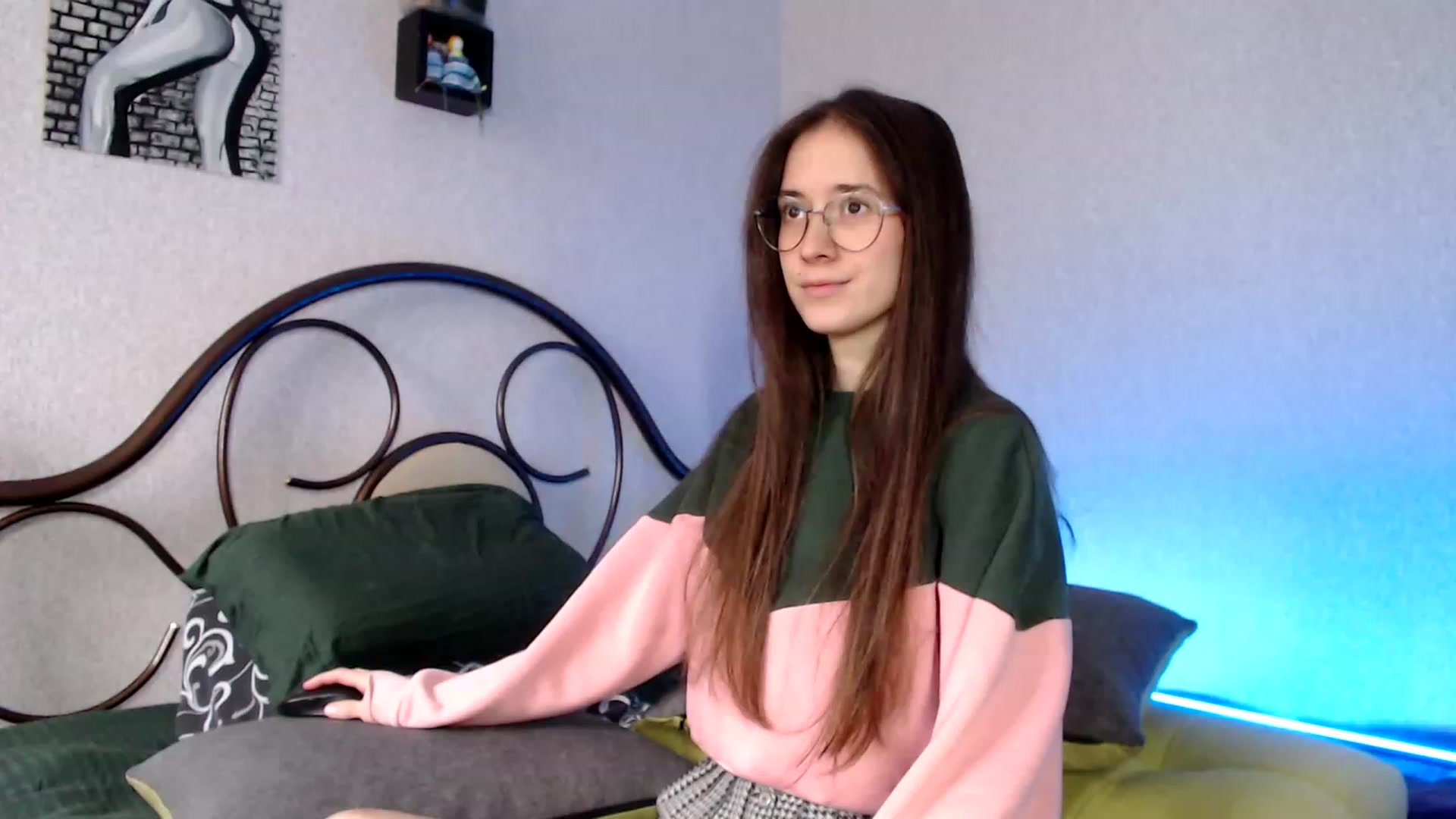 Gallery image thumbnail from Wow__kelly's myfreecams stream on, 10/13/2023, 12:59 image 11 of 20