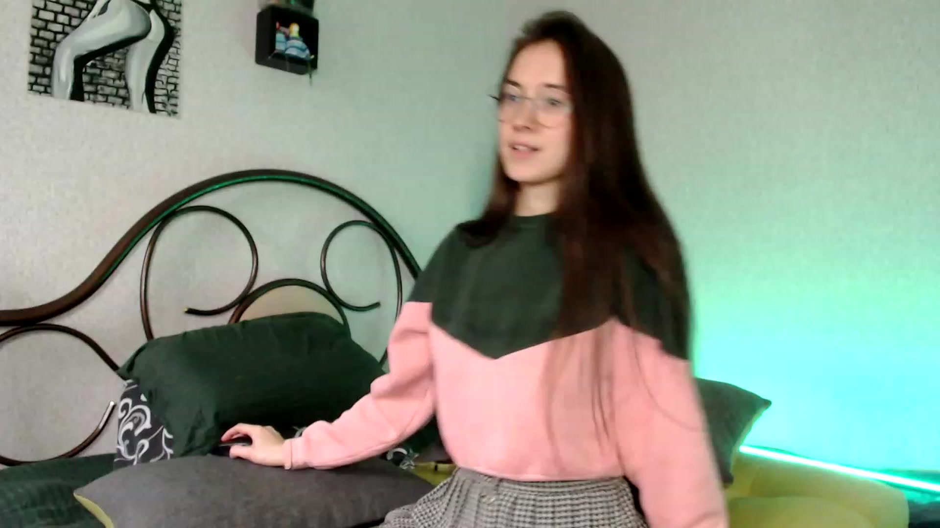 Gallery image thumbnail from Wow__kelly's myfreecams stream on, 10/13/2023, 12:59 image 13 of 20