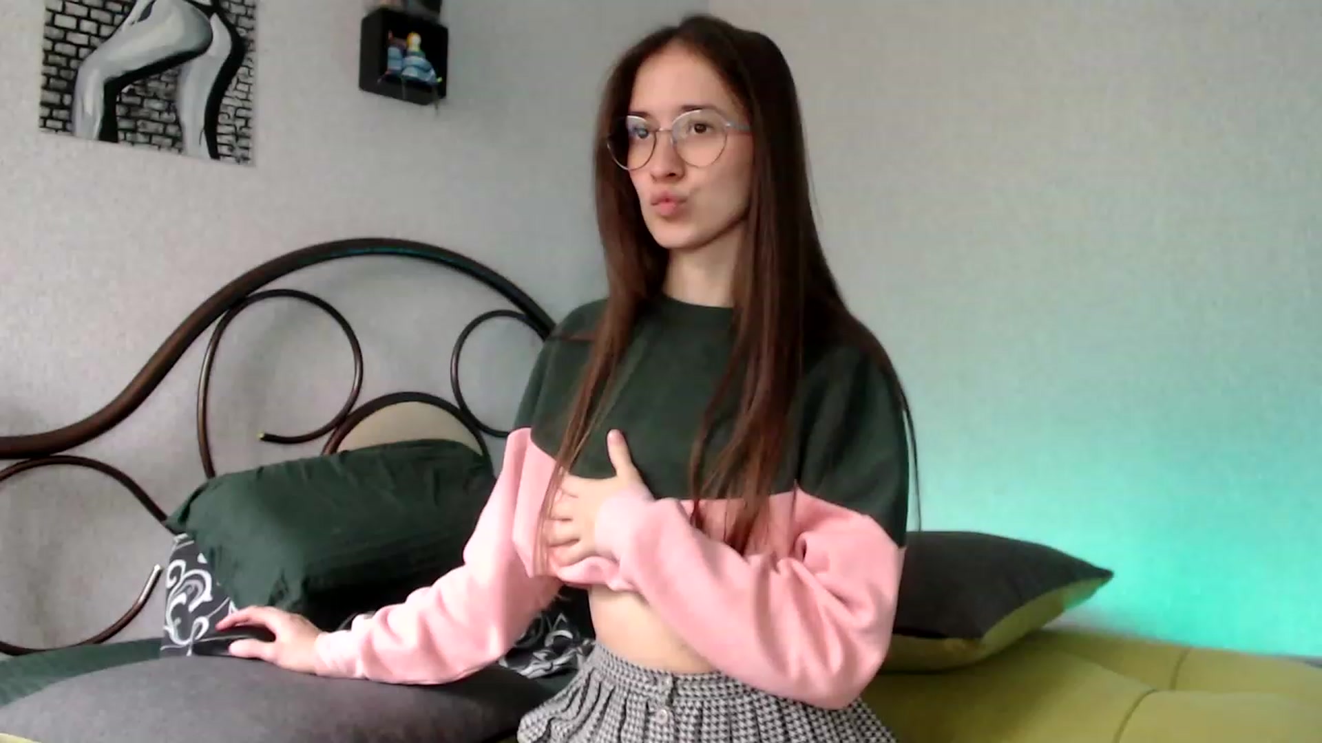 Gallery image thumbnail from Wow__kelly's myfreecams stream on, 10/13/2023, 12:59 image 7 of 20