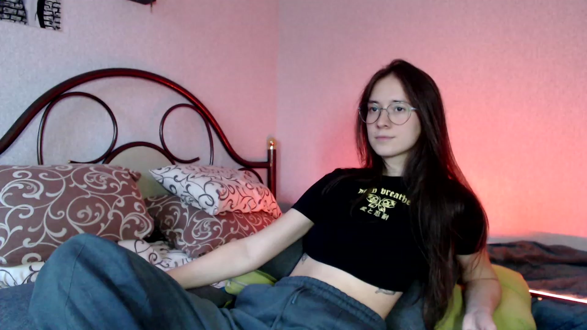 Gallery image thumbnail from Wow__kelly's myfreecams stream on, 10/18/2023, 14:51 image 13 of 20
