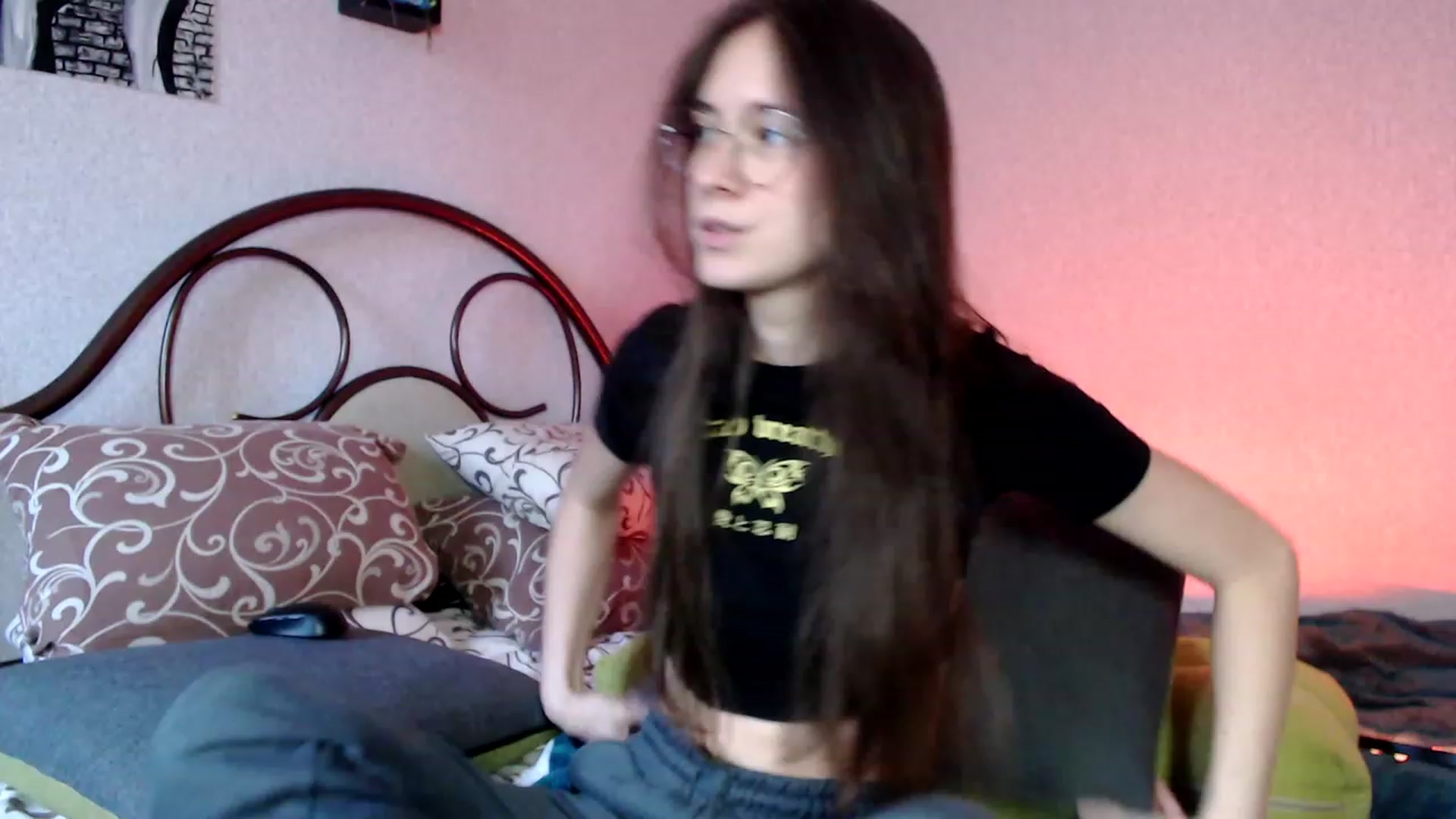 Gallery image thumbnail from Wow__kelly's myfreecams stream on, 10/18/2023, 14:51 image 8 of 20