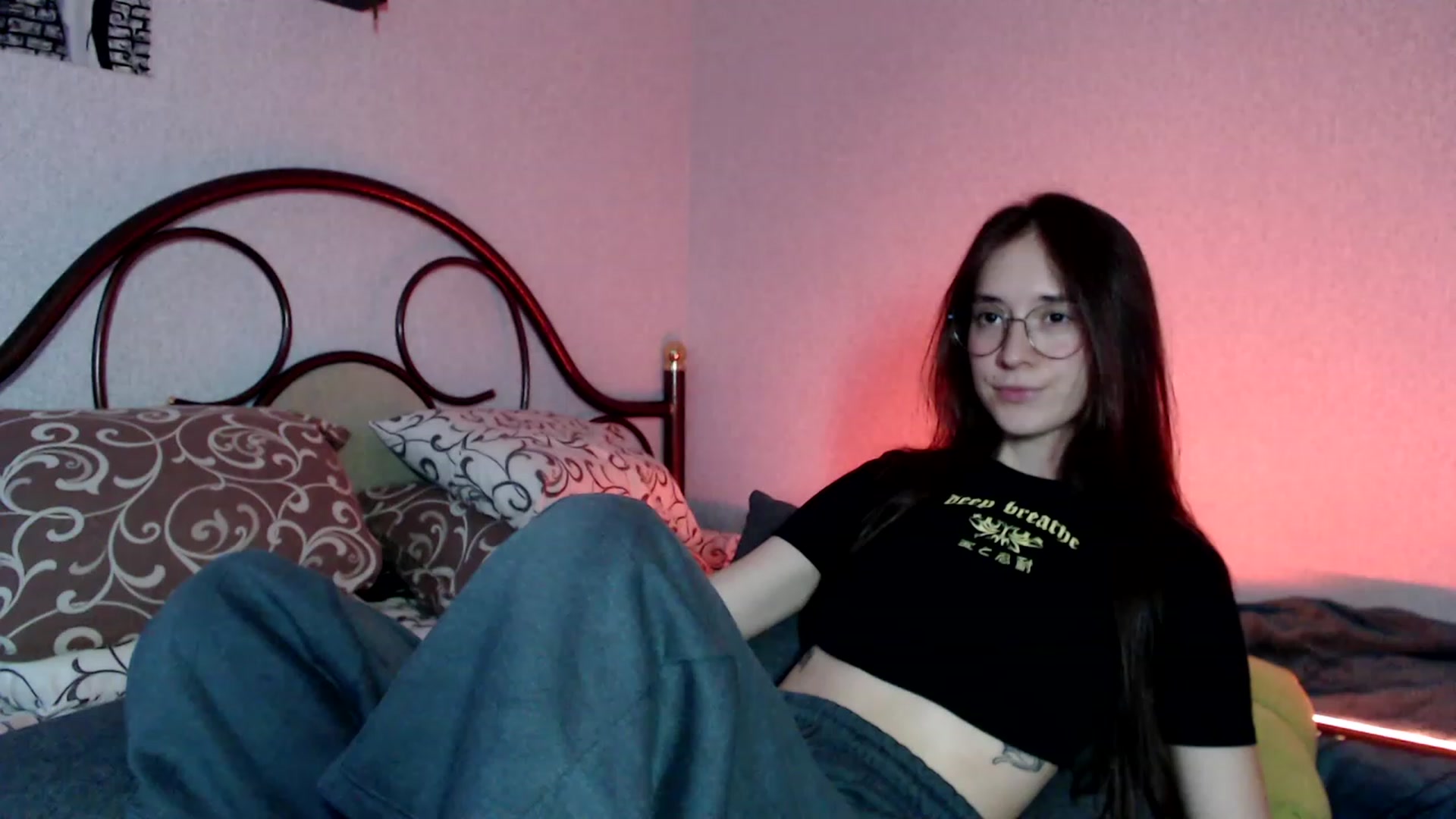 Gallery image thumbnail from Wow__kelly's myfreecams stream on, 10/18/2023, 14:51 image 20 of 20