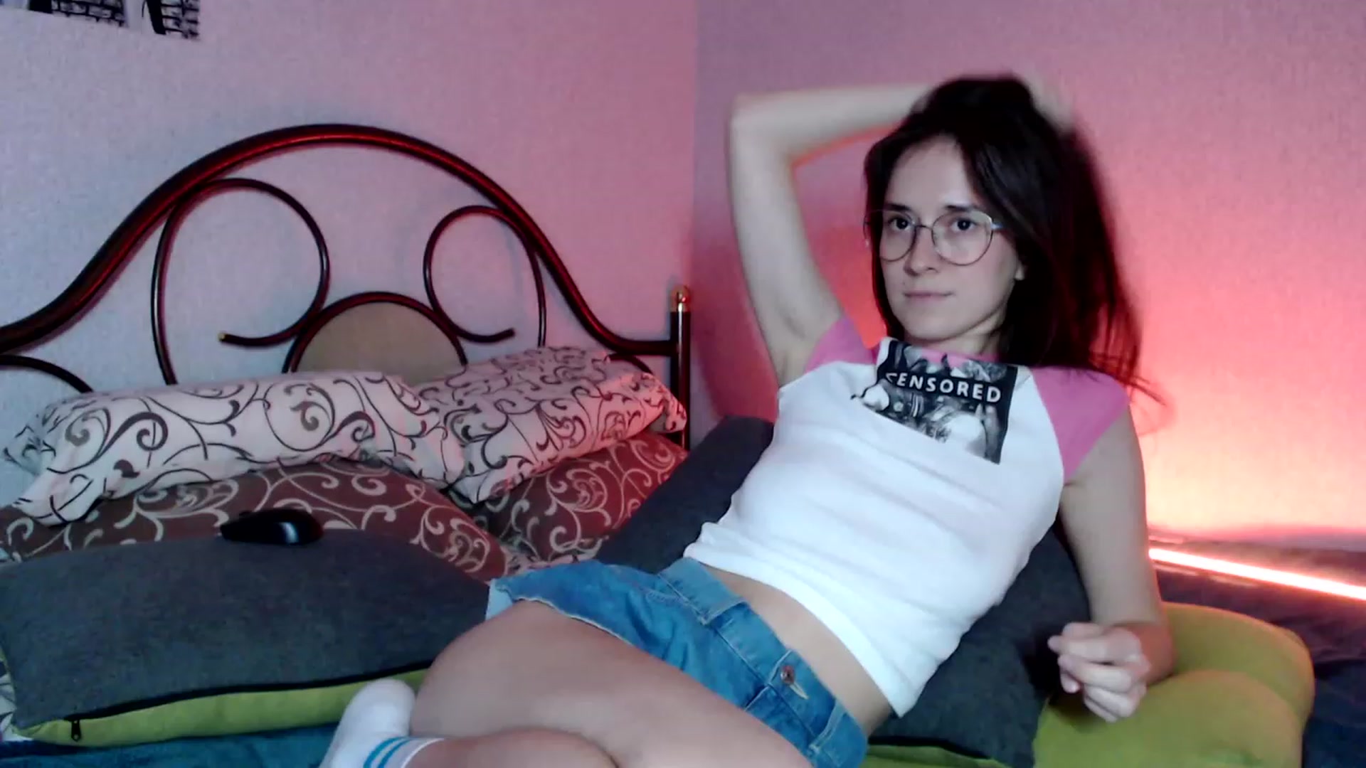 Gallery image thumbnail from Wow__kelly's myfreecams stream on, 10/23/2023, 15:59 image 17 of 20
