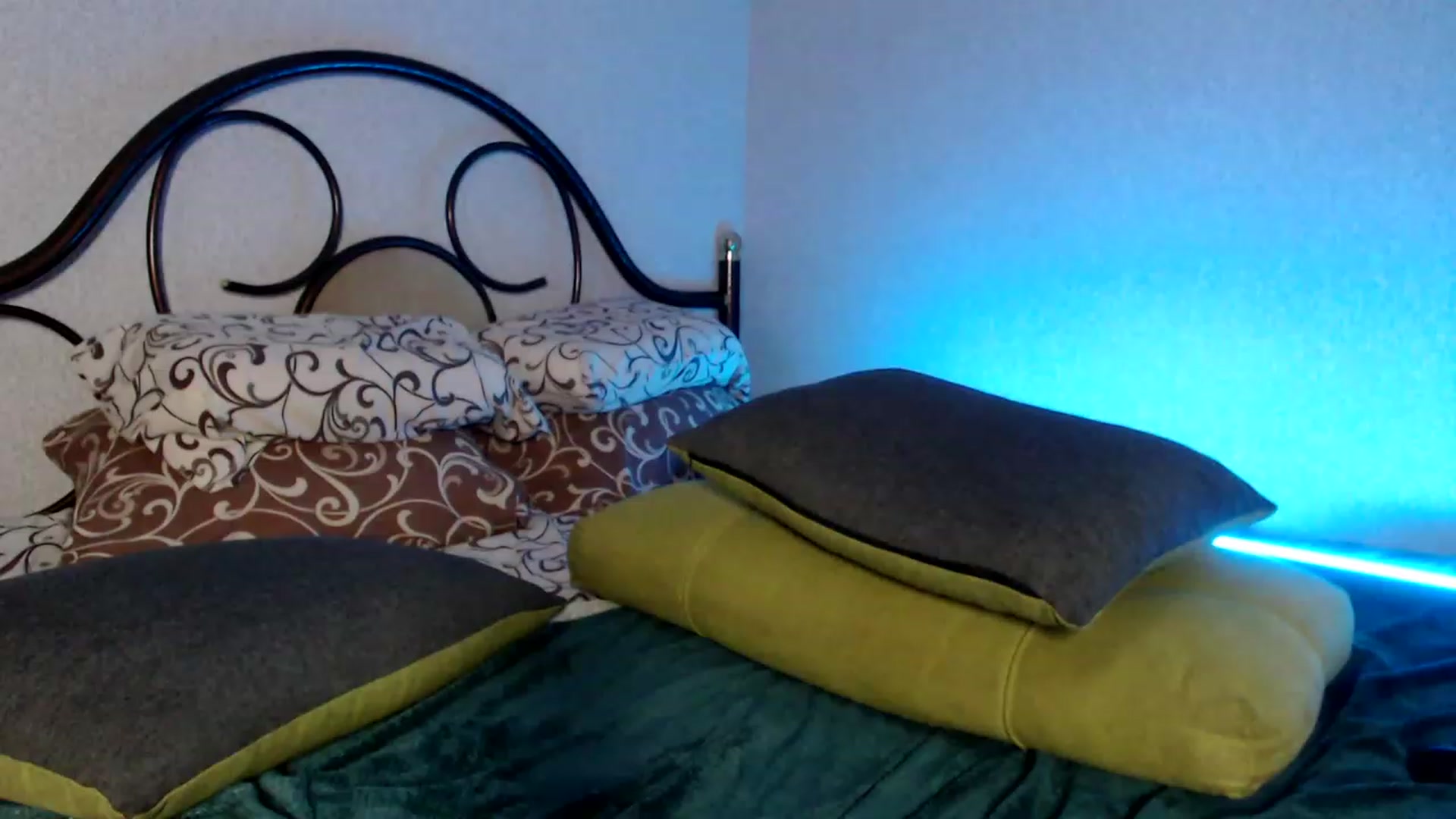 Gallery image thumbnail from Wow__kelly's myfreecams stream on, 11/11/2023, 19:46 image 5 of 20
